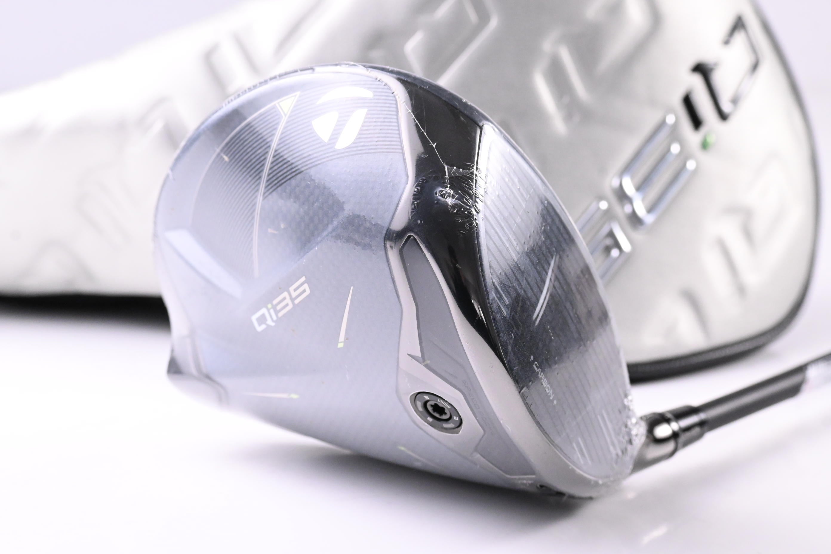 Taylormade Qi35 Driver / 9 Degree / Senior Flex Vanquish 4 Shaft