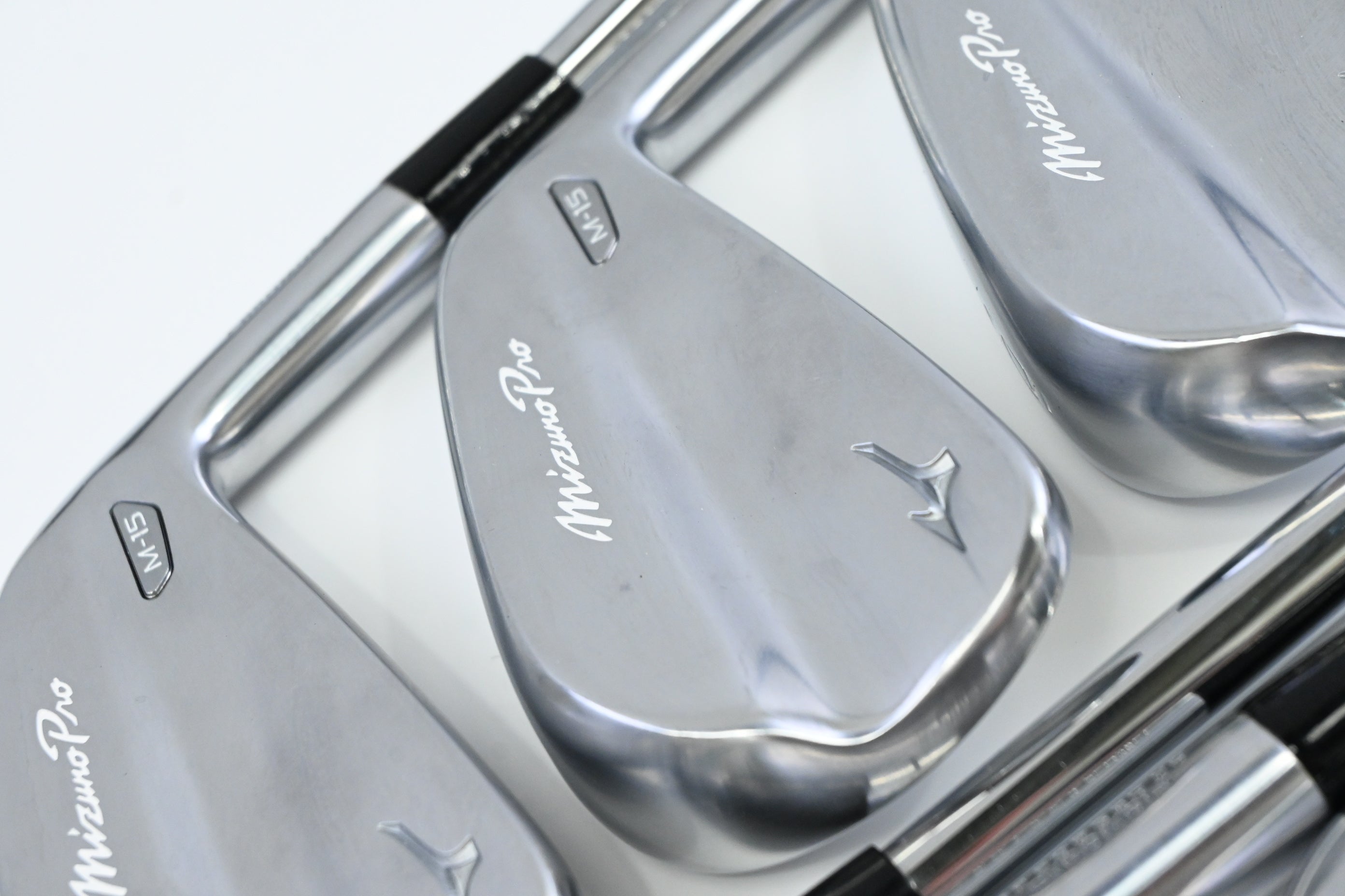 Mizuno M-15 Irons / 4-PW / Regular Plus Flex Project X LZ 115 Shafts