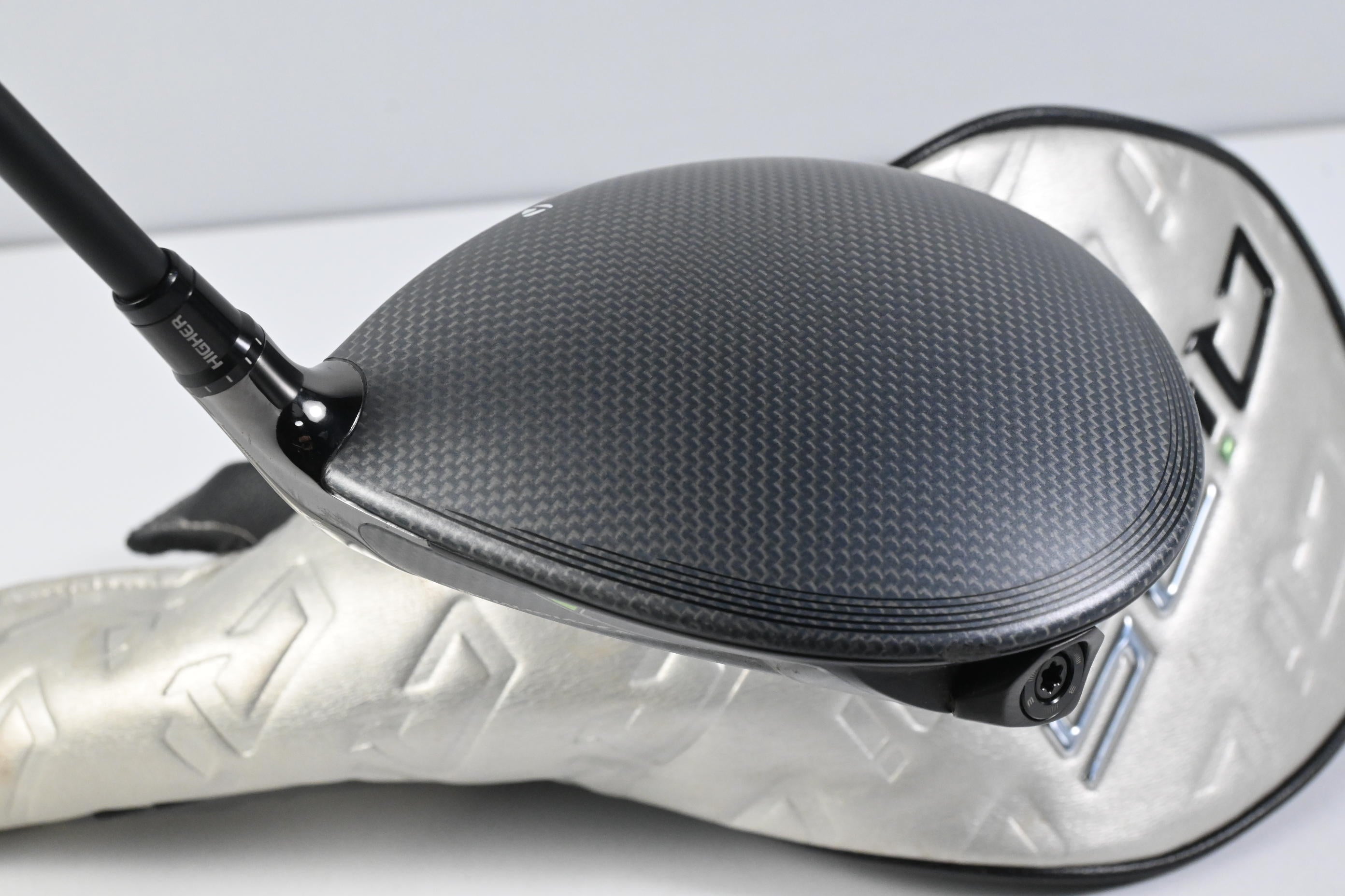 Taylormade Qi35 Driver / 9 Degree / Stiff Flex Kai'li Dark Waves White 60 Shaft