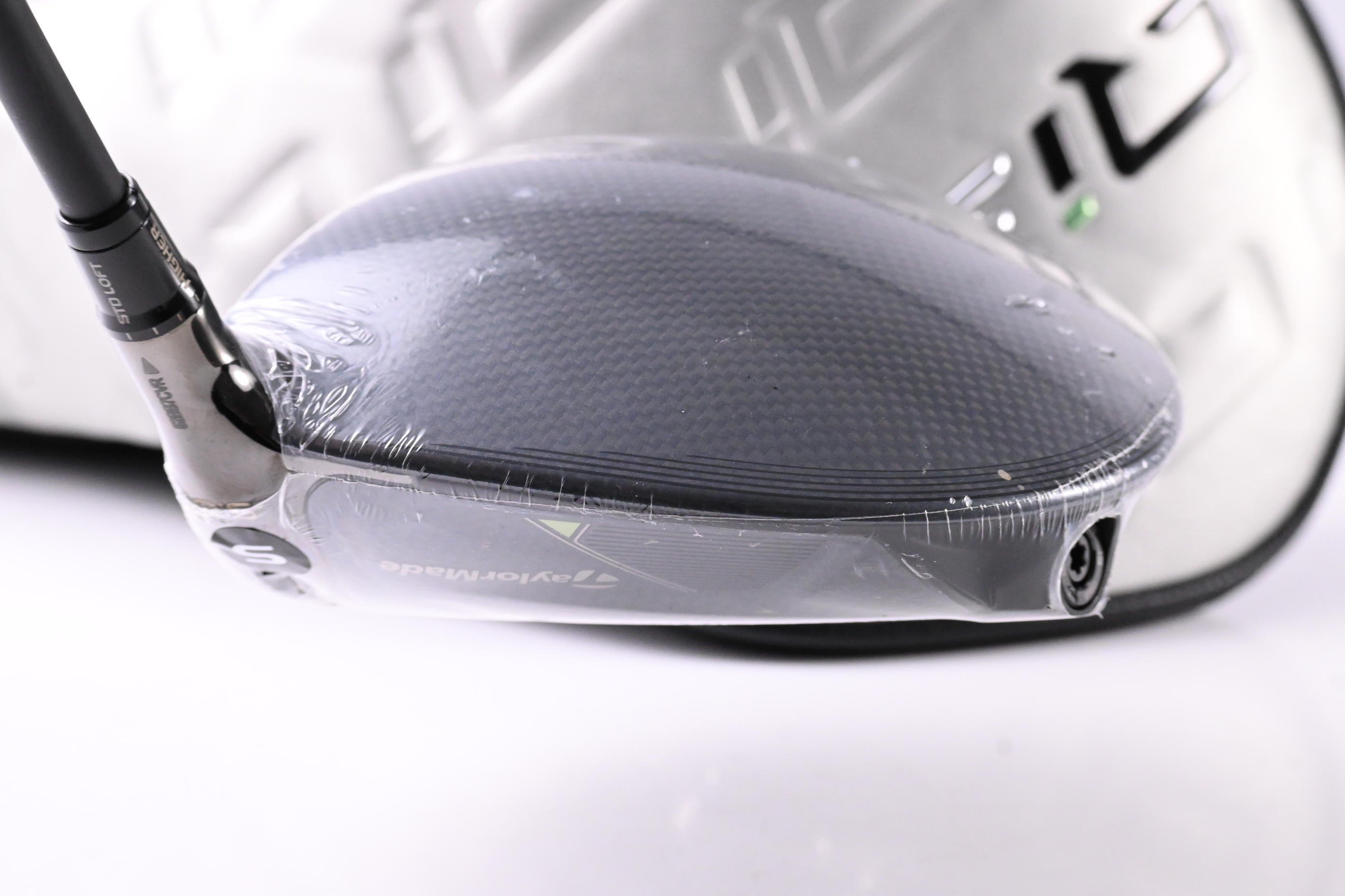 Taylormade Qi35 Driver / 9 Degree / Senior Flex Vanquish 4 Shaft