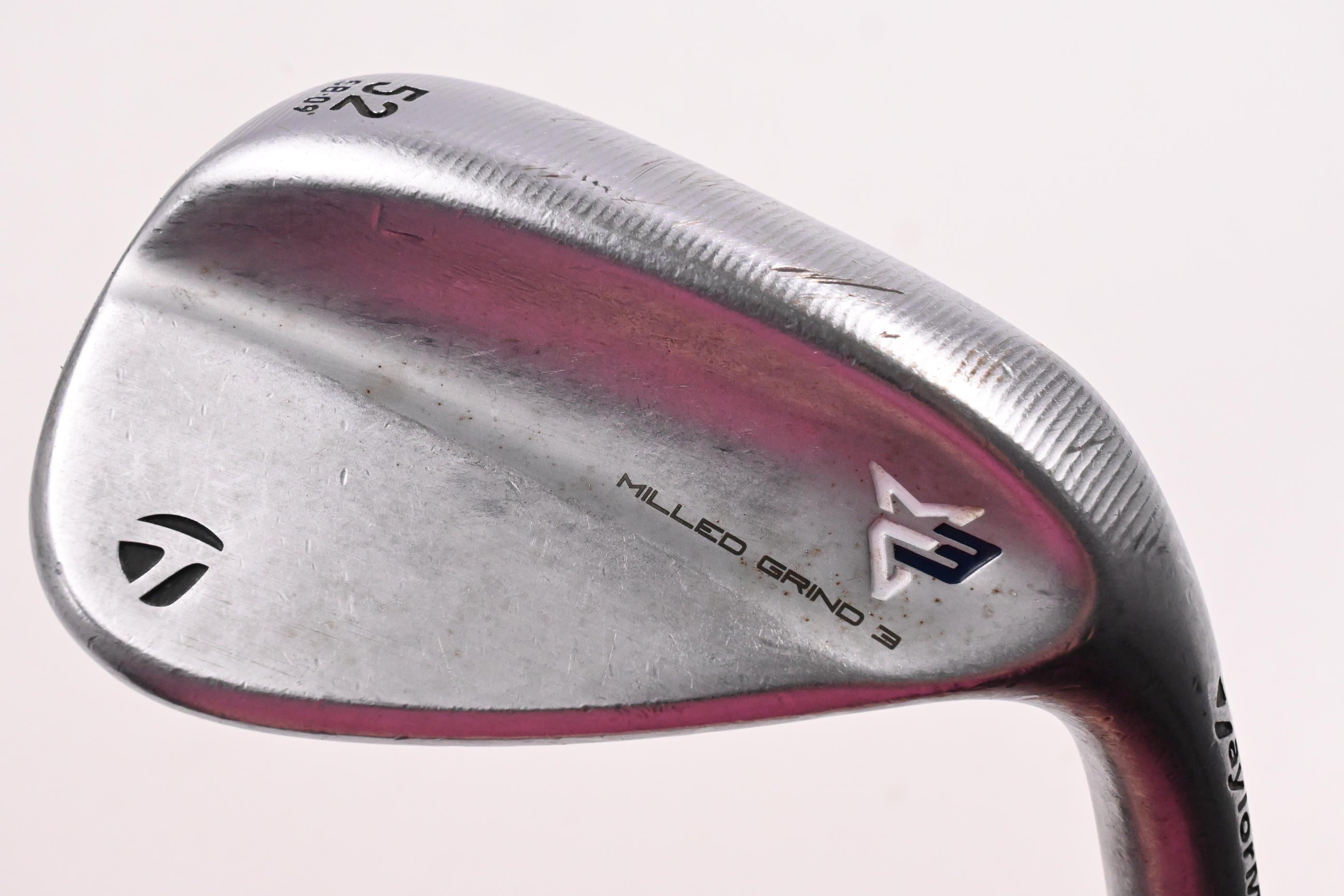 Taylormade Milled Grind 3 Gap Wedge / 52 Degree / Stiff Flex Dynamic Gold S200