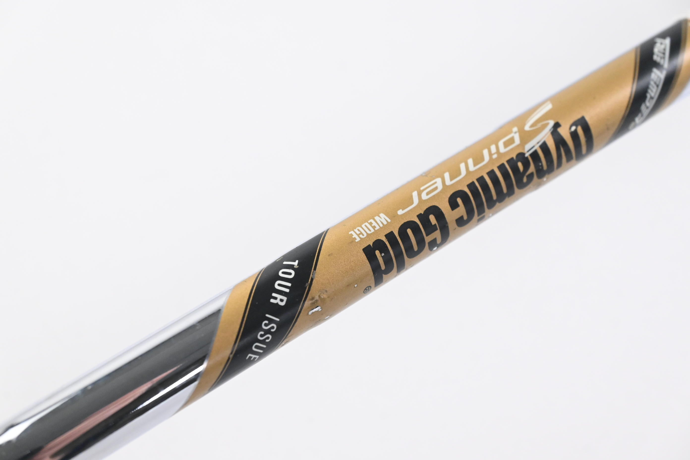 Cleveland RTX 6 Zipcore Gap Wedge / 52 Degree / Wedge Flex Dynamic Gold Spinner