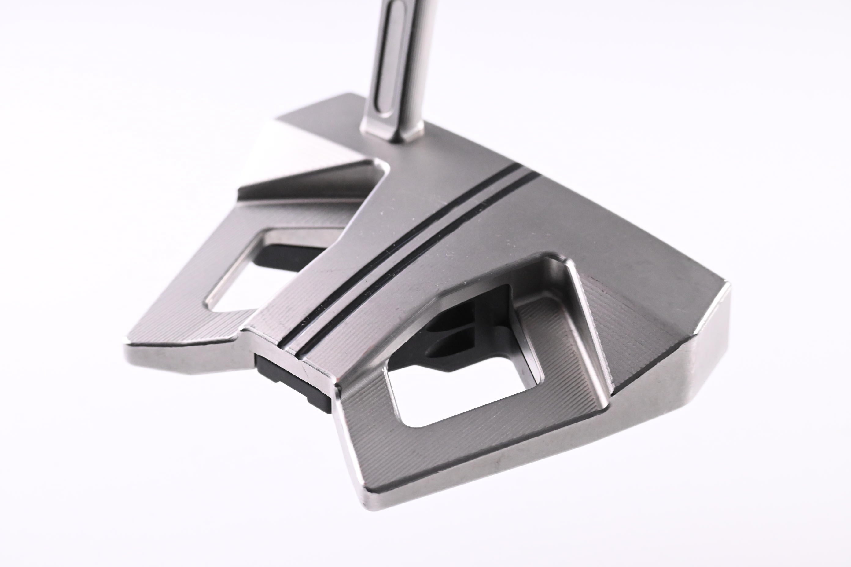 Scotty Cameron 2024 Phantom 9.5 Putter / 33 Inch