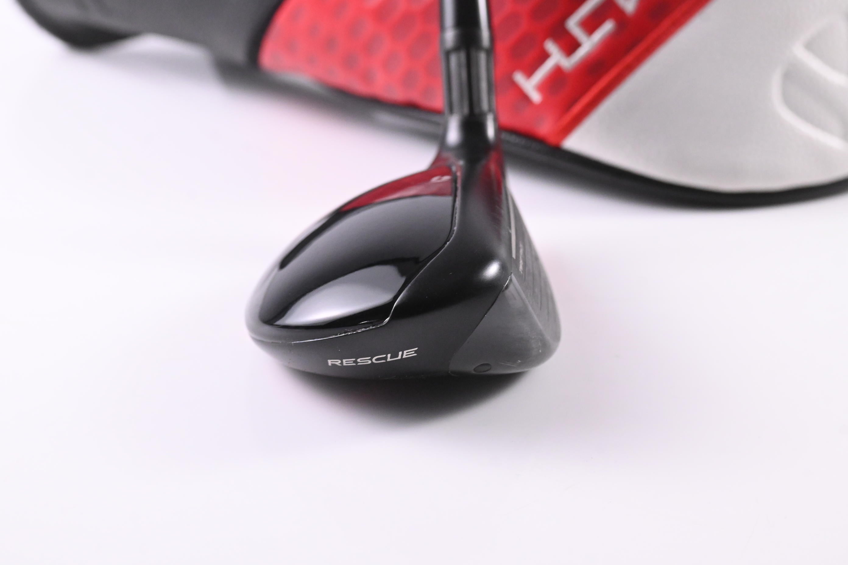 Taylormade Stealth 2 #4 Hybrid / 22 Degree / Regular Flex Fujikura Ventus TR Red