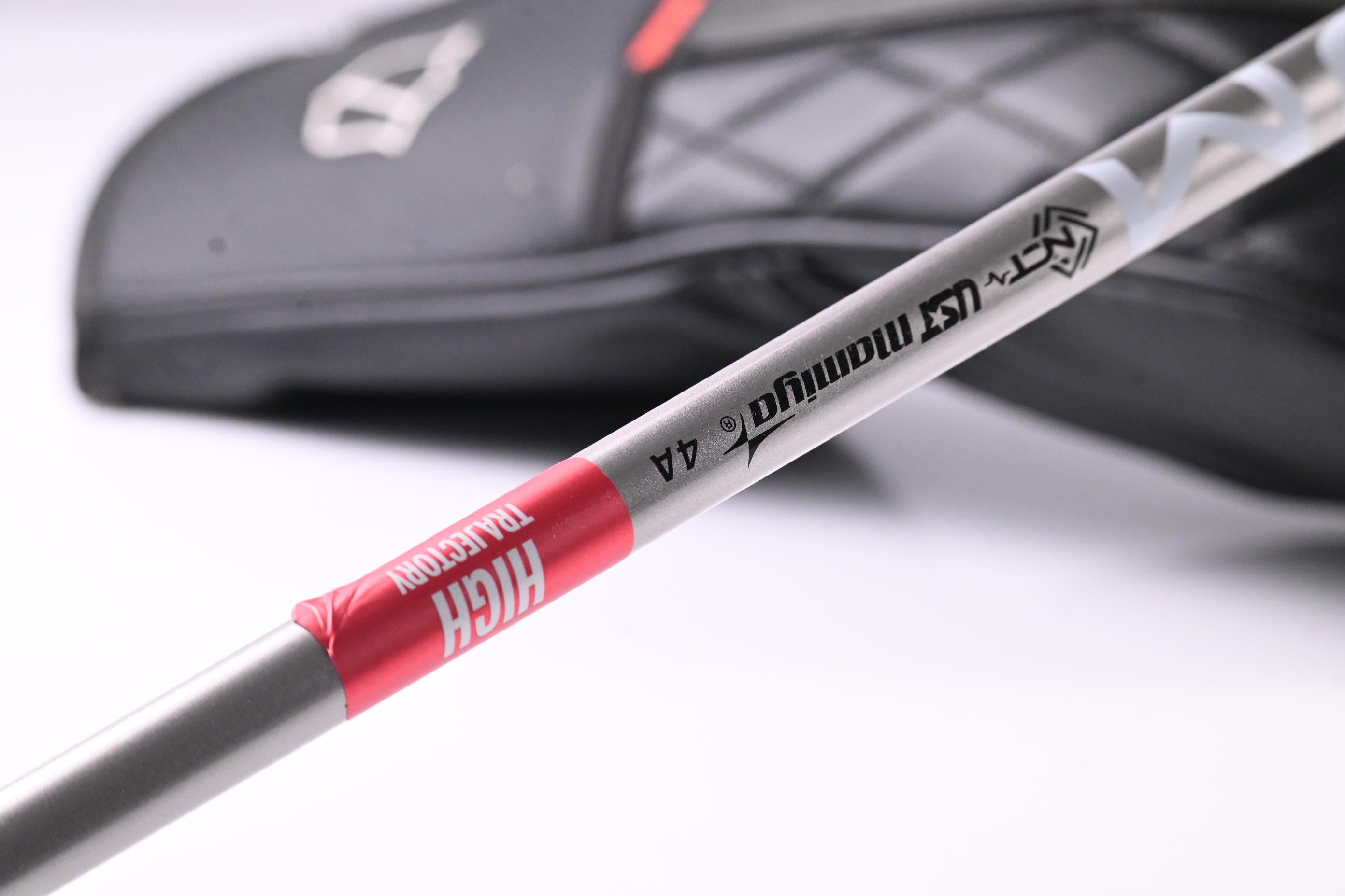 Wilson Dynapower Carbon 2023 Driver / 9 Degree / Senior Flex UST Mamiya Helium 4