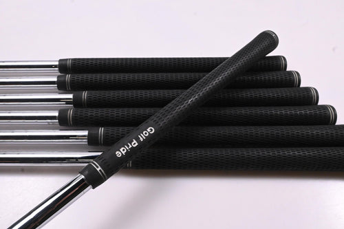Ping G2 Irons / 4-PW / White Dot / Regular Flex Ping Shafts