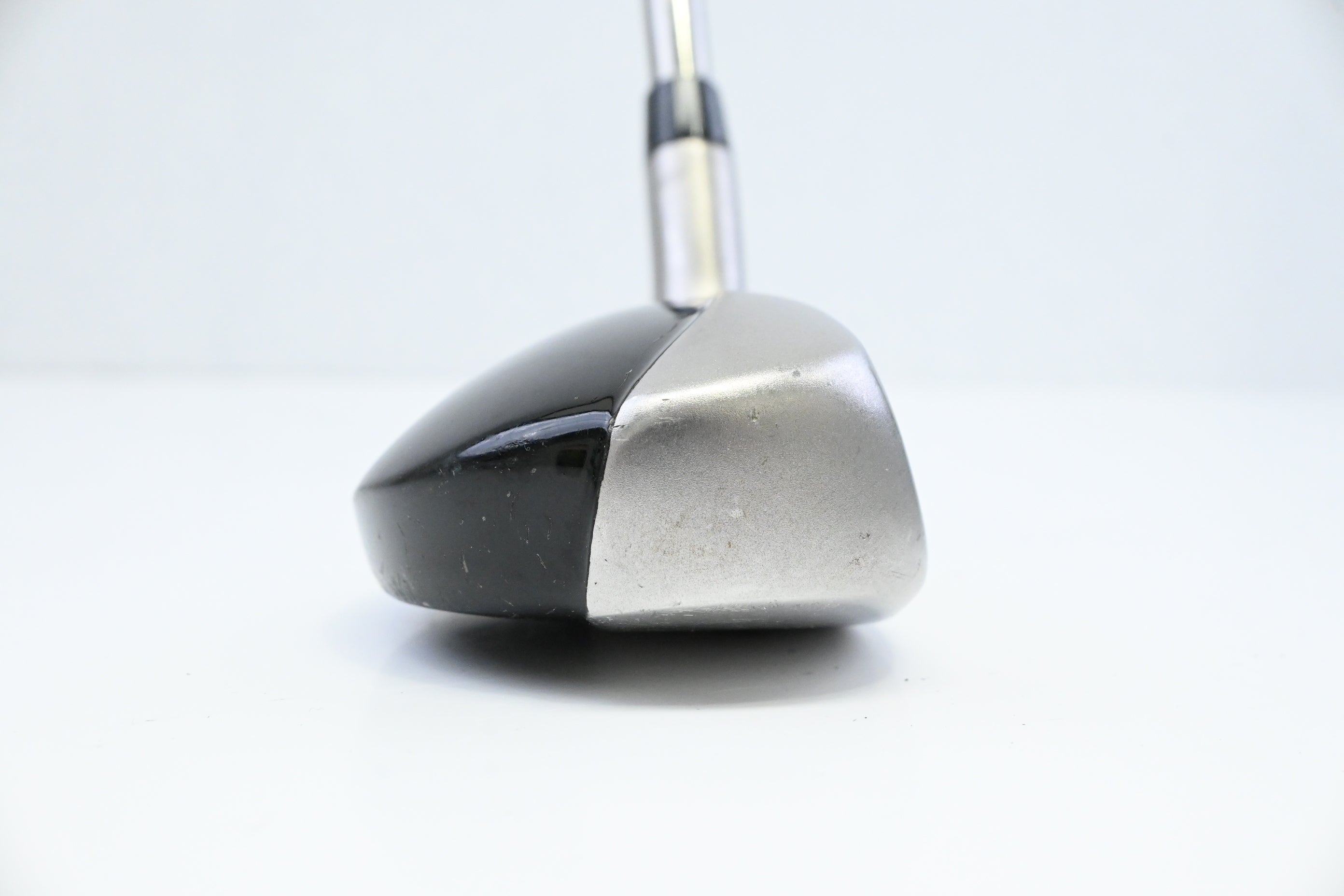 Taylormade Rescue Mid #2 Hybrid / 16 Degree / Still Flex UST Recoil 460 Shaft