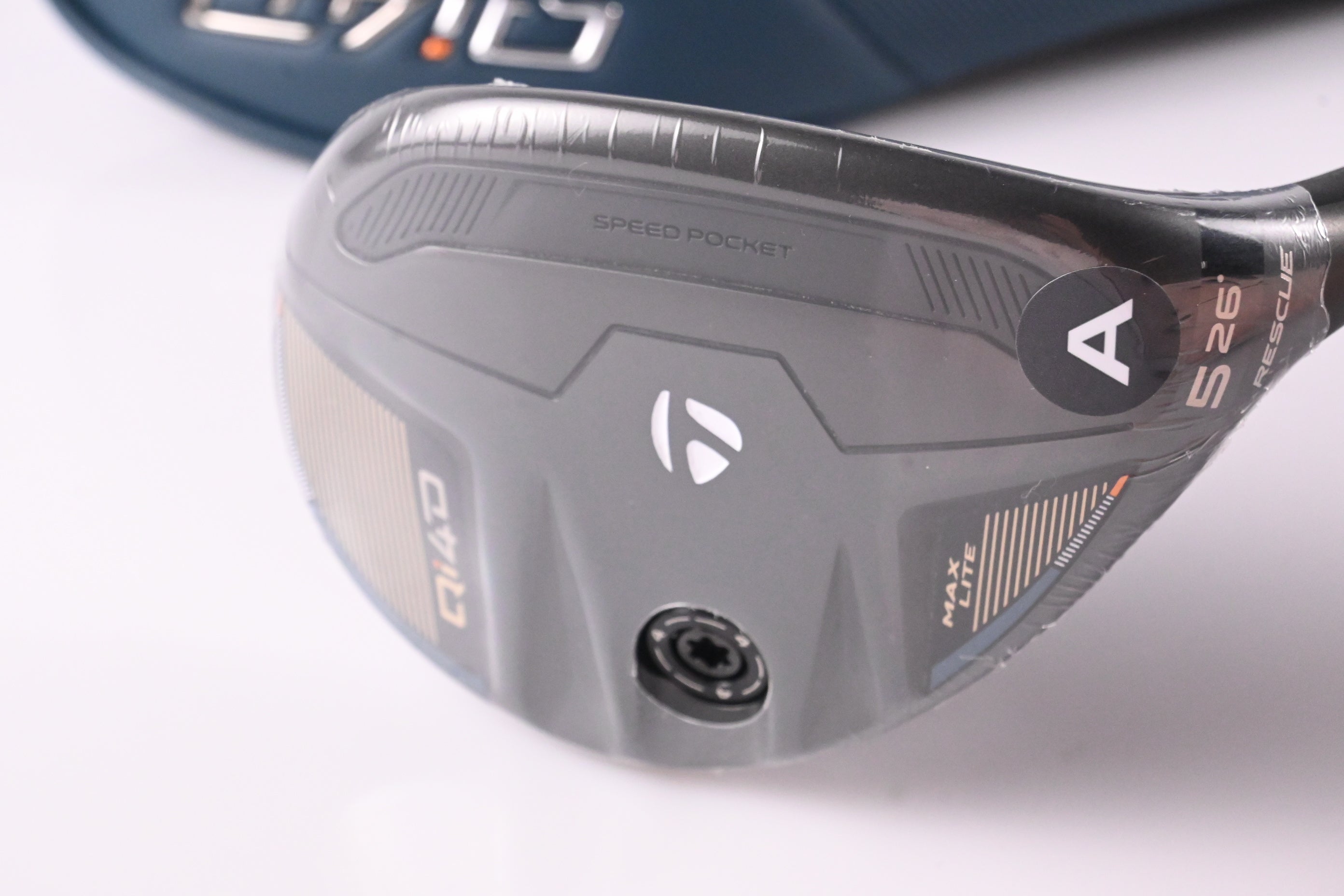 Taylormade Qi4D Max Lite #5 Hybrid / 26 Degree / Senior Flex REAX 40 Shaft