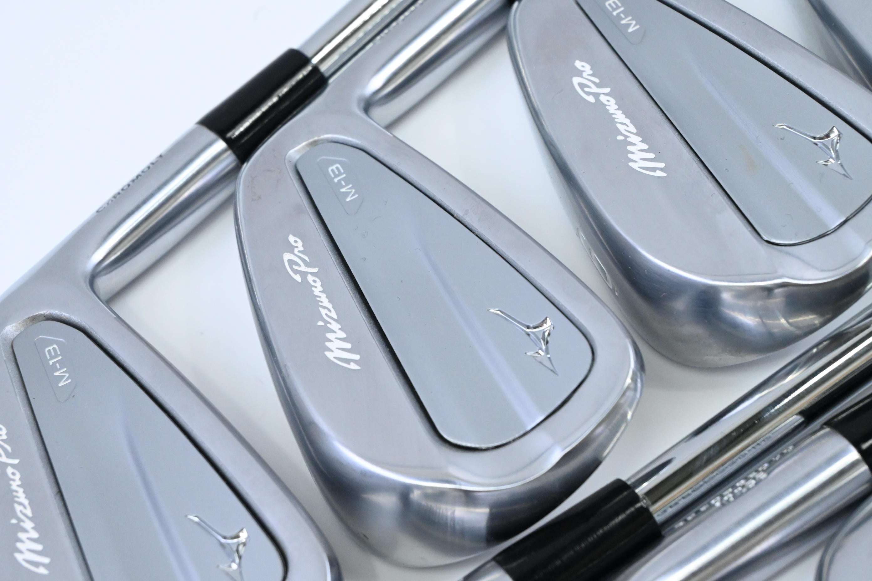Mizuno Pro M-13 Irons / 4-PW+GW / X-Flex KBS $-Taper 130 Shafts