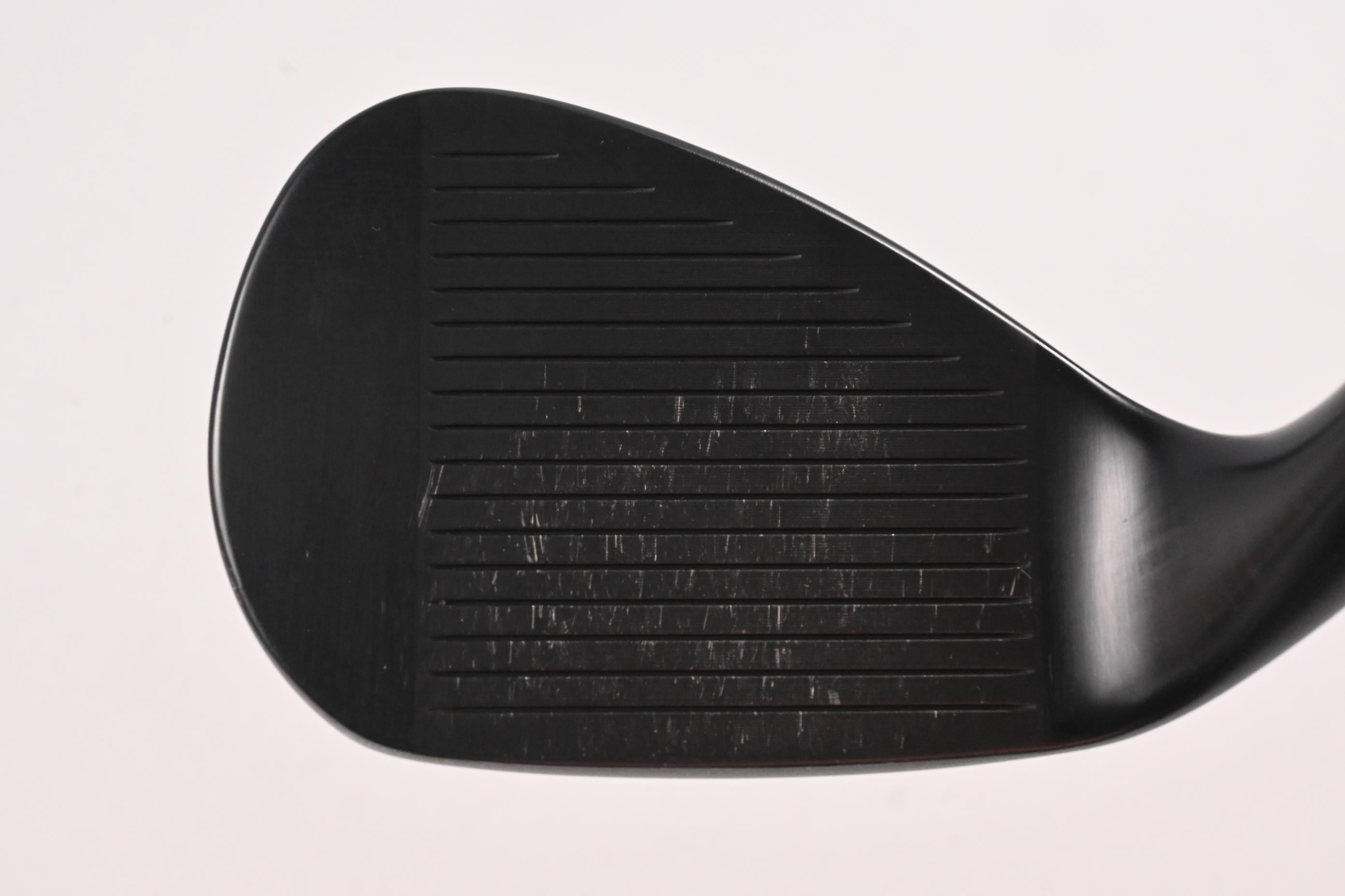 Titleist SM10 Black Vapor Sand Wedge / 54 Degree / Wedge Flex Dynamic Gold 105
