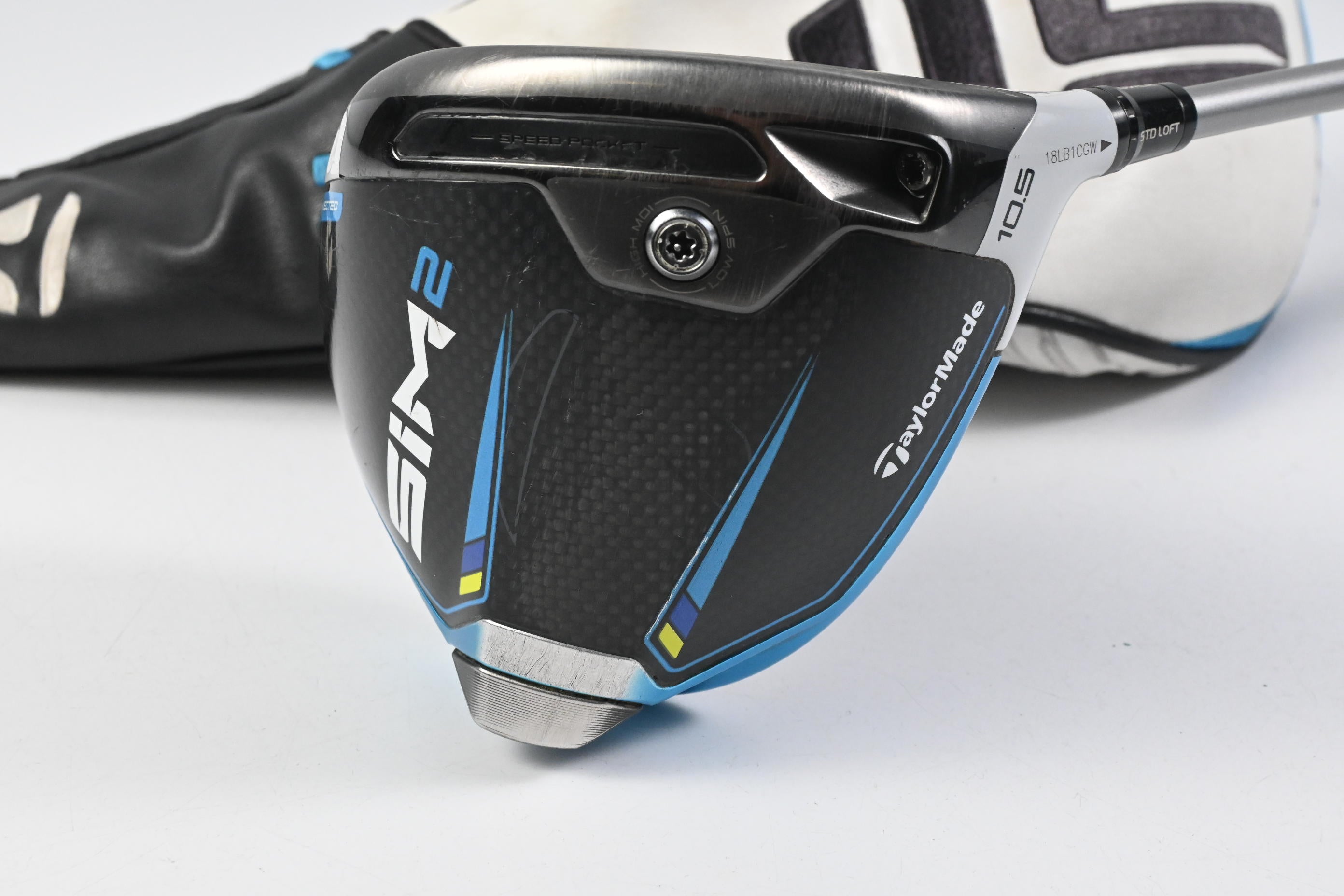 Taylormade SIM2 Driver / 10.5 Degree / Regular Flex Speeder NX 50 Shaft