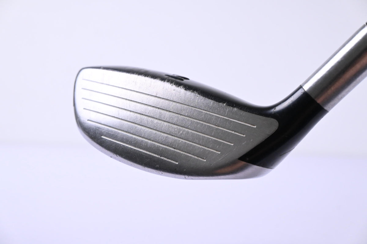 Titleist 906 F4 #5 Wood / 18.5 Degree / Regular Flex Tour AD YS-6 Shaft