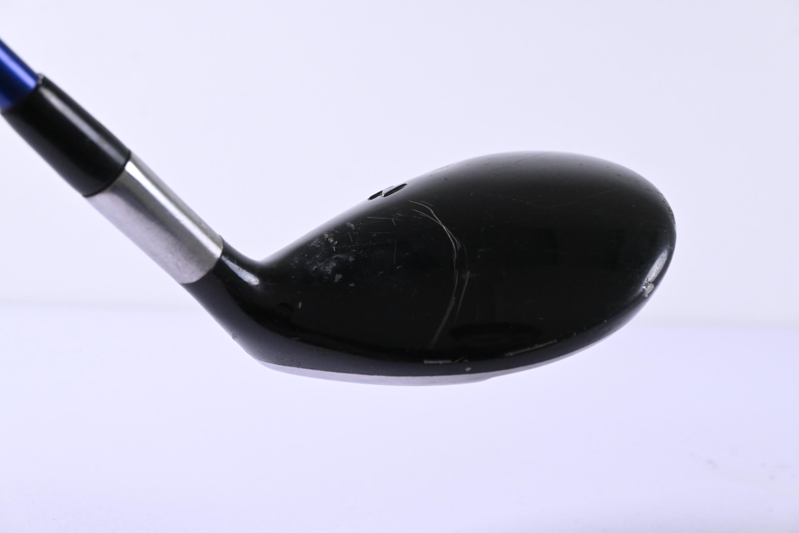 Titleist 906 F4 #5 Wood / 18.5 Degree / Regular Flex Tour AD YS-6 Shaft