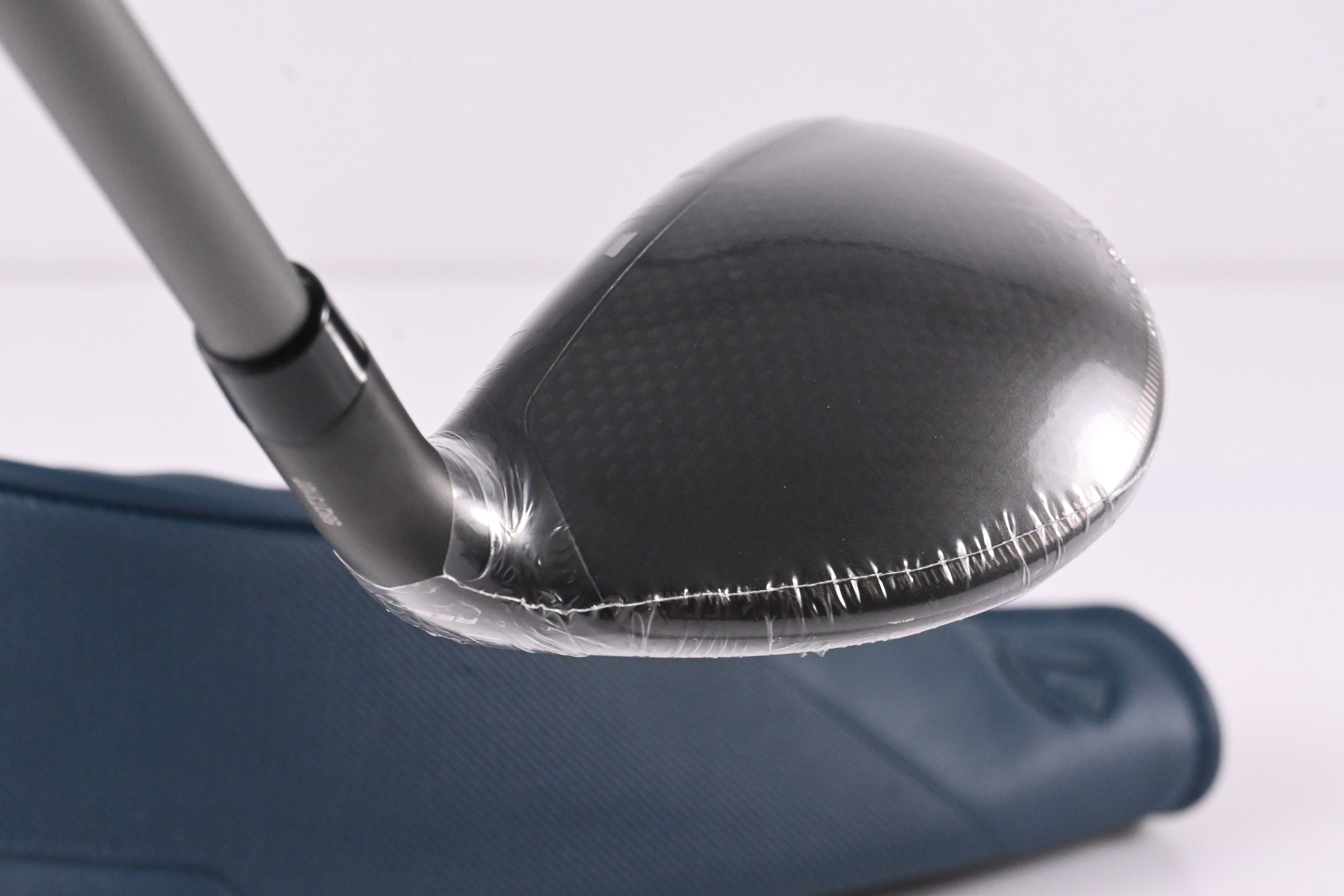 Taylormade Qi4D Max Lite #5 Hybrid / 26 Degree / Senior Flex REAX 40 Shaft