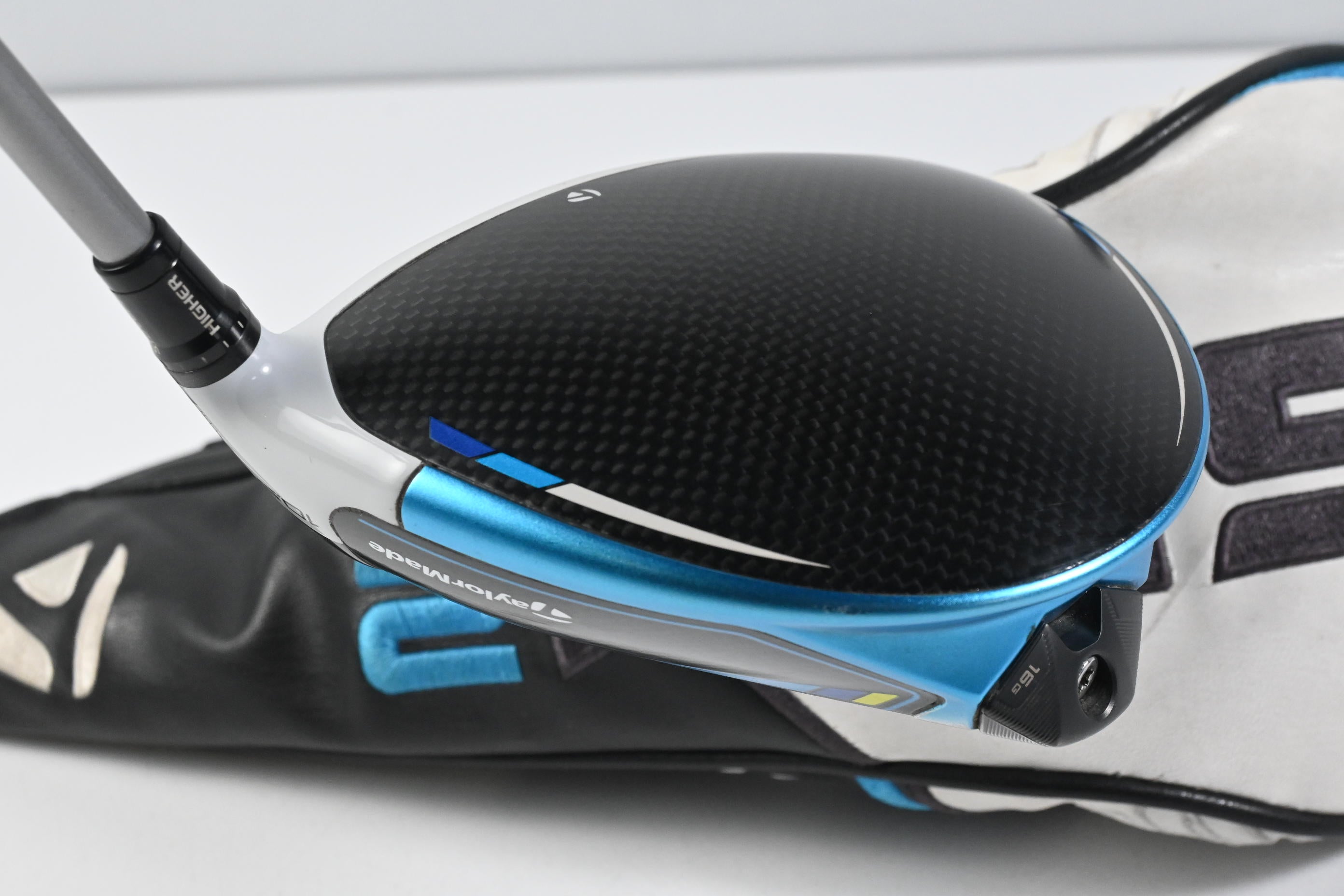 Taylormade SIM2 Driver / 10.5 Degree / Regular Flex Speeder NX 50 Shaft