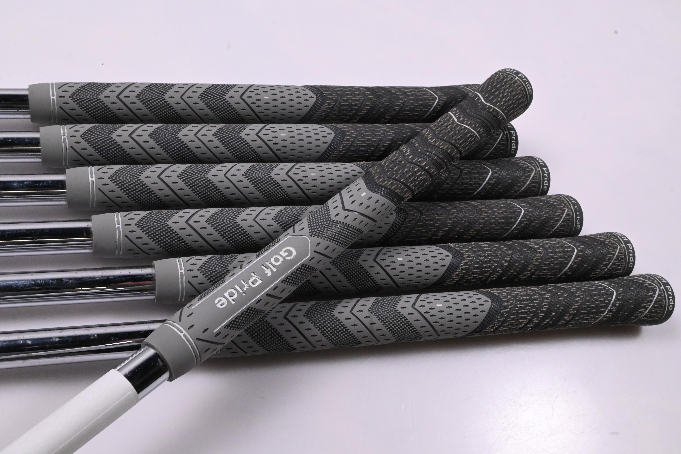 Taylormade P790 2023 Irons / 4-PW / Stiff Flex Project X Precision Shafts
