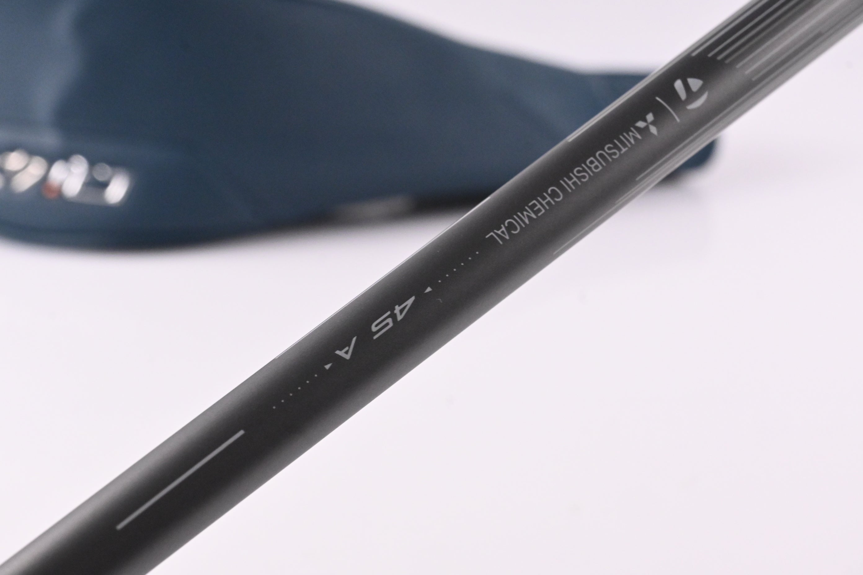 Taylormade Qi4D Max Lite #5 Hybrid / 26 Degree / Senior Flex REAX 40 Shaft