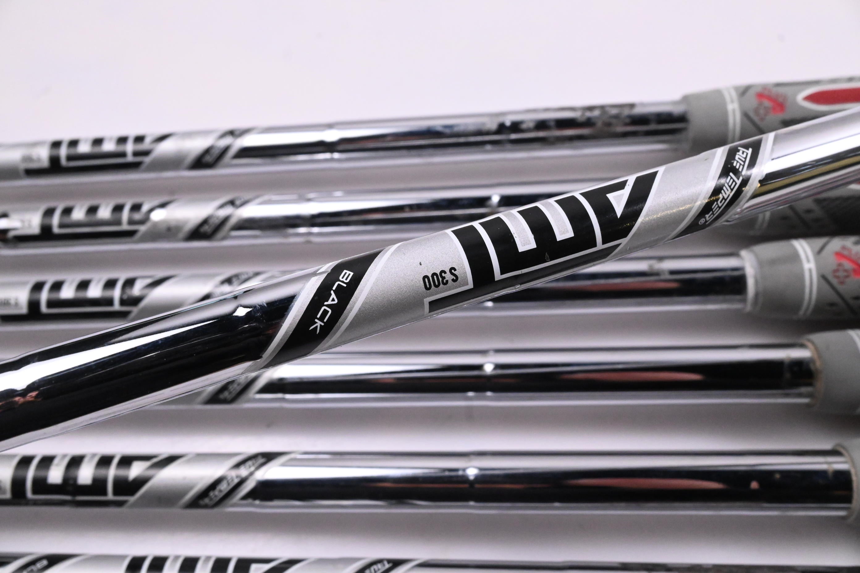 Titleist T200 2019 Irons / 5-PW+48° / Stiff Flex AMT Black S300 Shafts