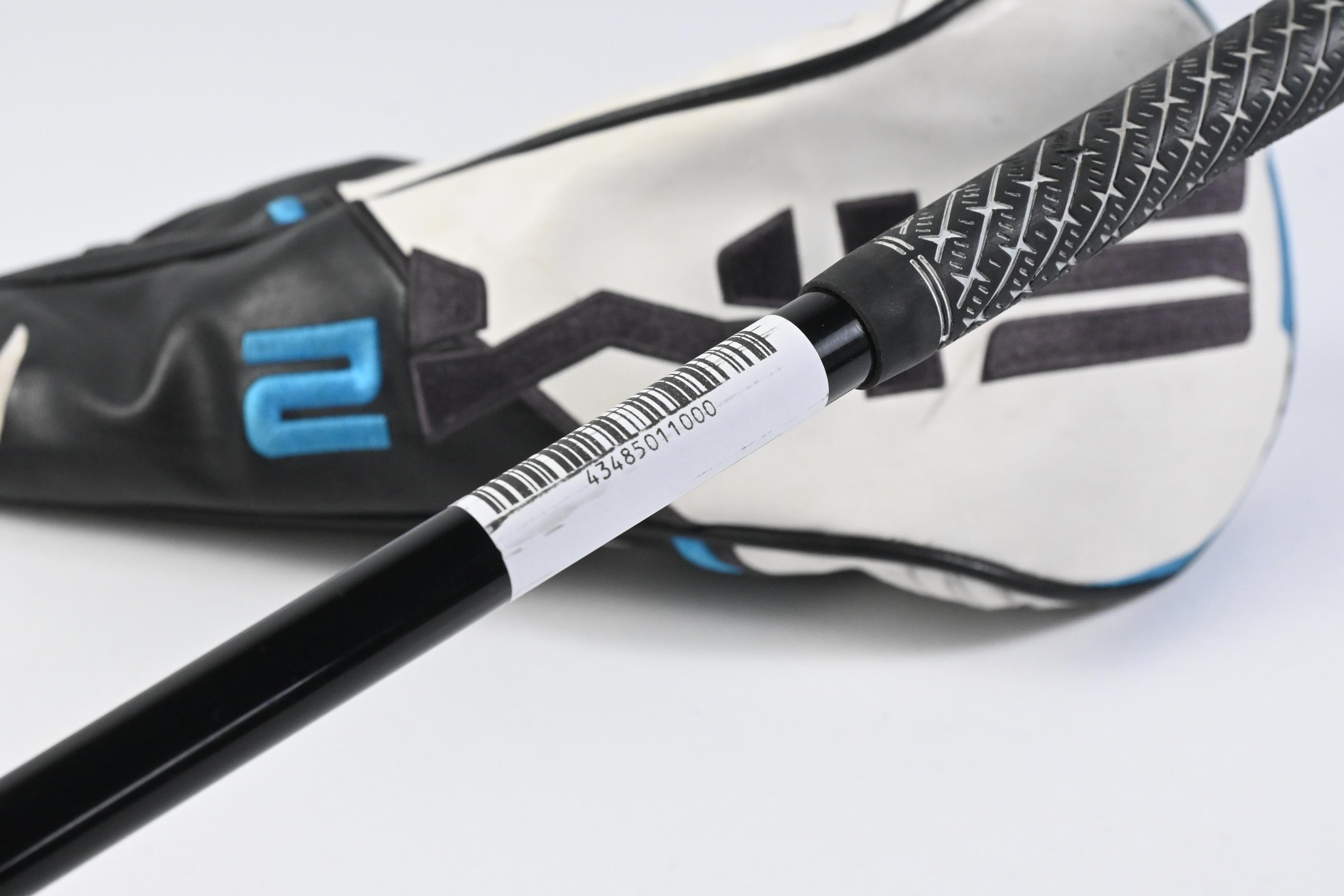 Taylormade SIM2 Driver / 10.5 Degree / Regular Flex Speeder NX 50 Shaft