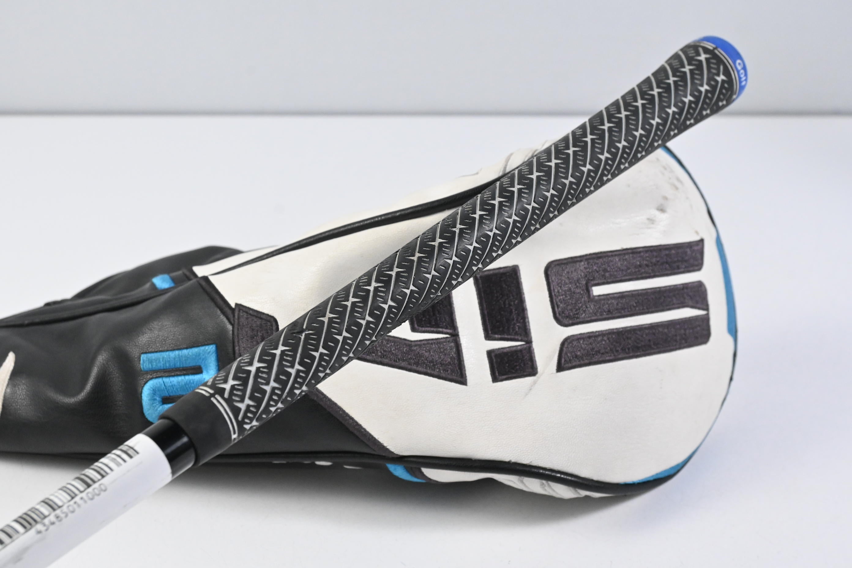 Taylormade SIM2 Driver / 10.5 Degree / Regular Flex Speeder NX 50 Shaft