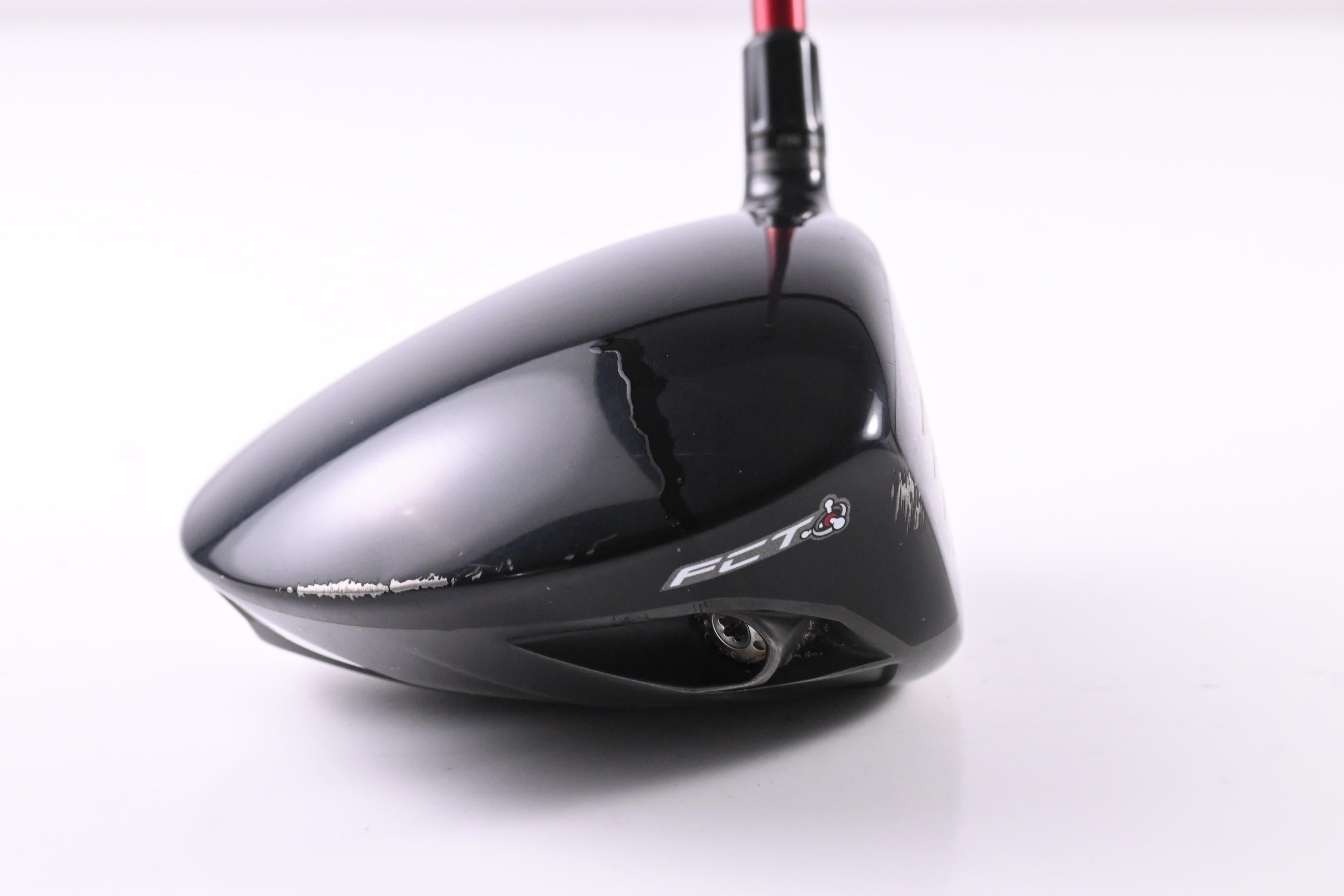 Taylormade R9 Supertri Driver / 9.5 Degree / Regular Flex Fujikura Motore 60