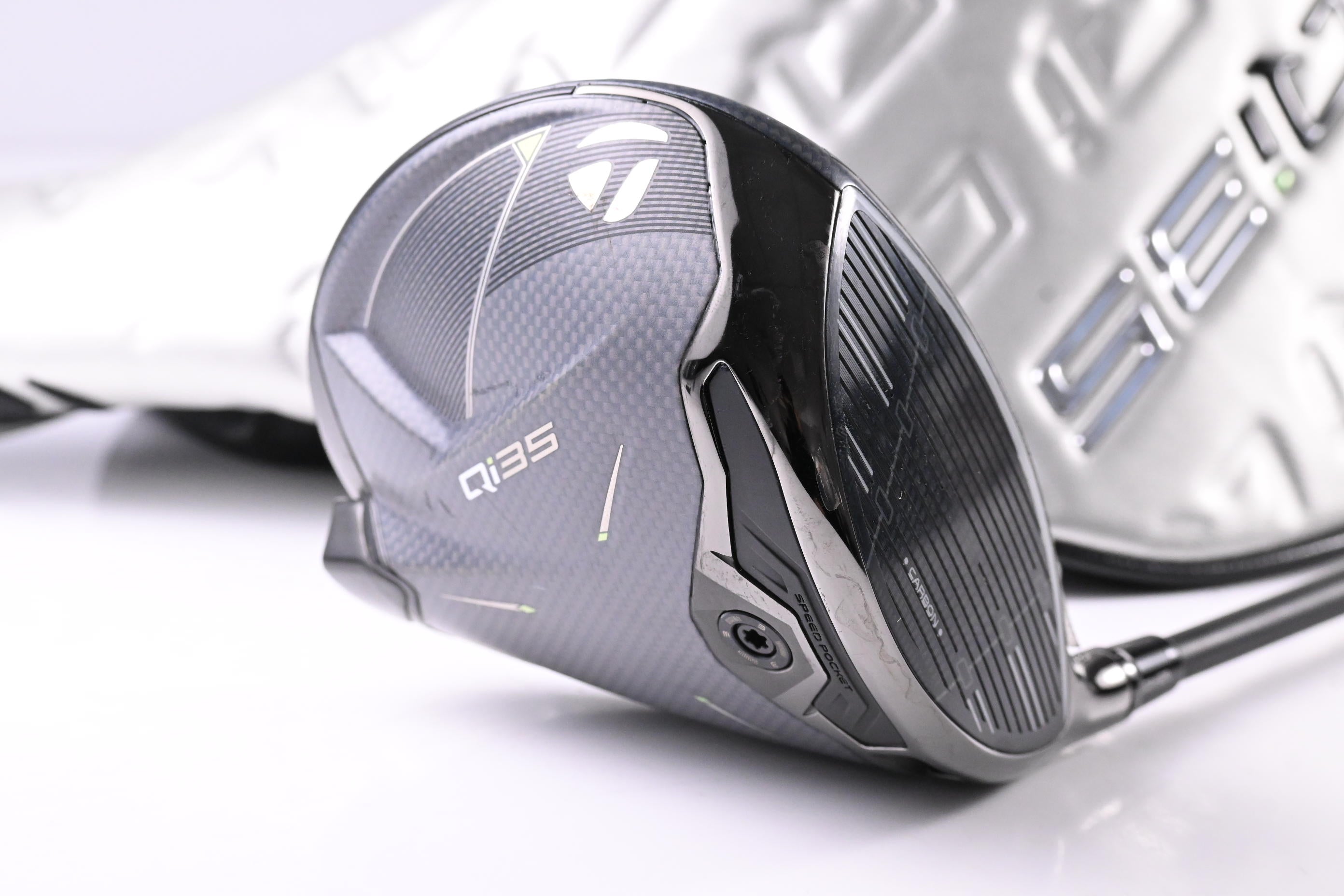 Taylormade Qi35 Driver / 9 Degree / Regular Flex Ventus Blue 5 Shaft