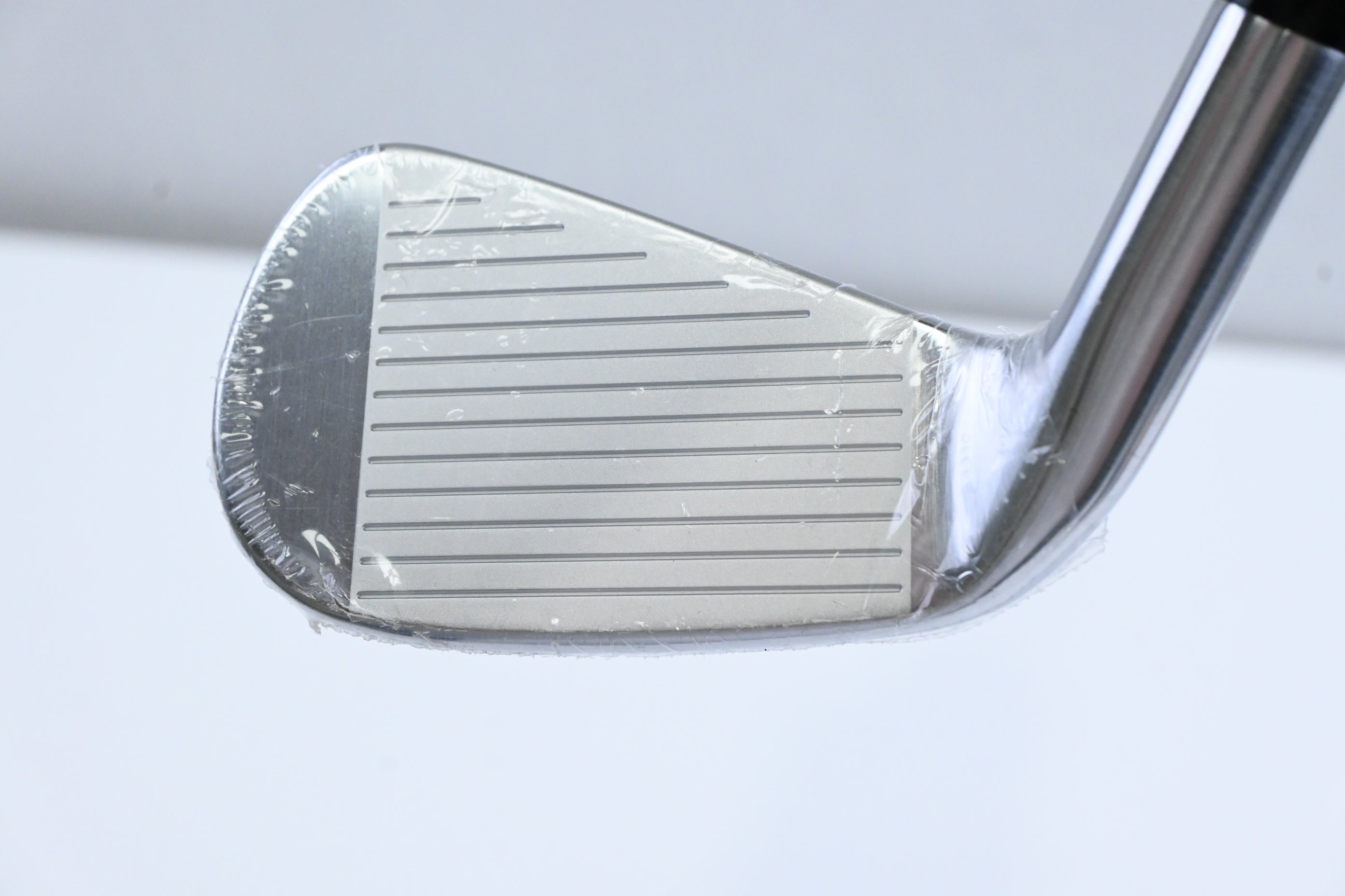 Titleist T200 2023 #7 Iron / Stiff Flex KBS Tour Shaft