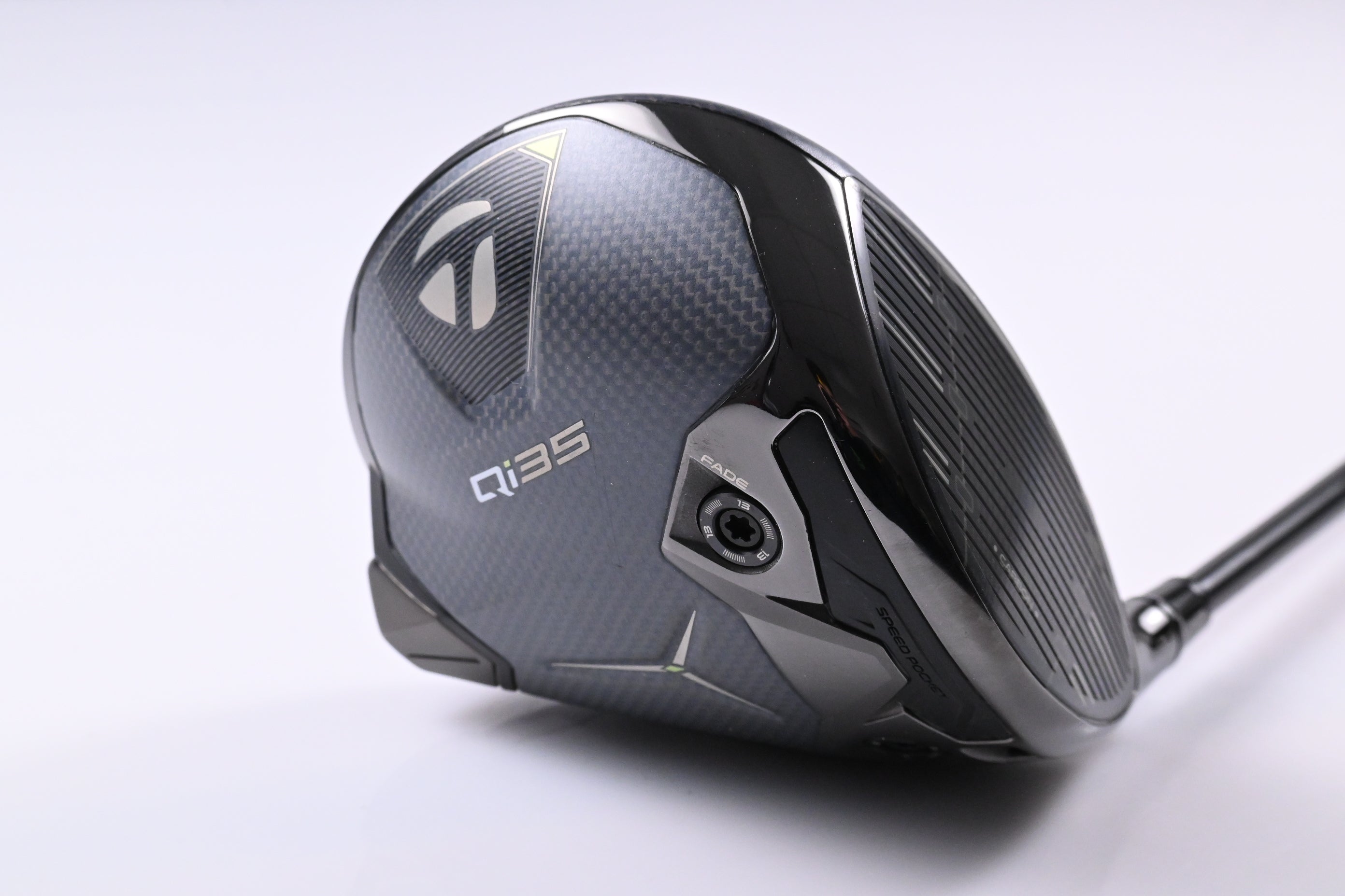 Taylormade Qi35 LS Driver / 10.5 Degree / X-Flex Kai'li White 70 Shaft