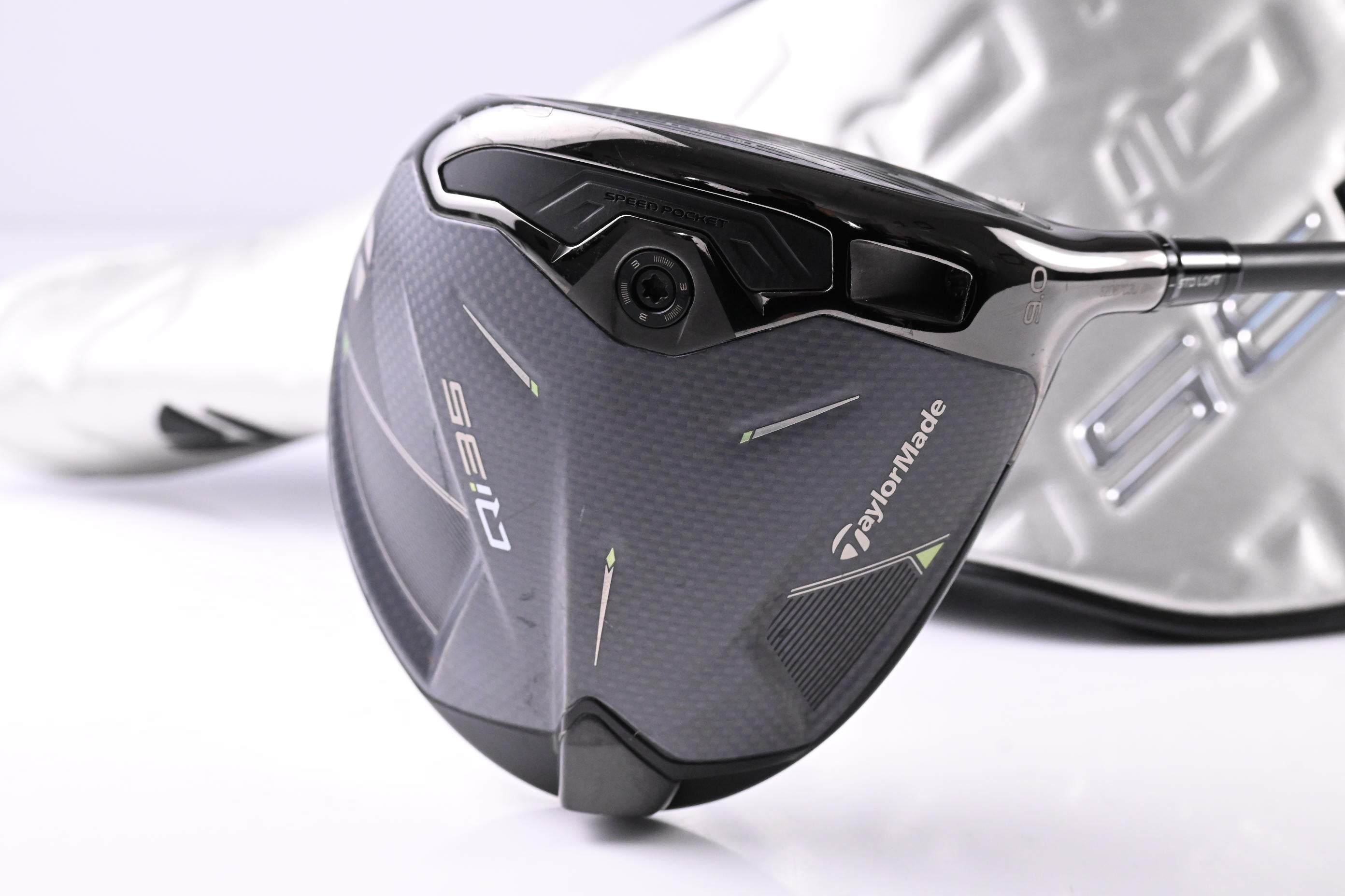 Taylormade Qi35 Driver / 9 Degree / Regular Flex Ventus Blue 5 Shaft