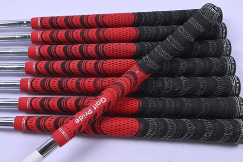 Titleist DCI 962 Irons / 4-PW+SW / Regular Flex Dynamic Gold R300 Shafts