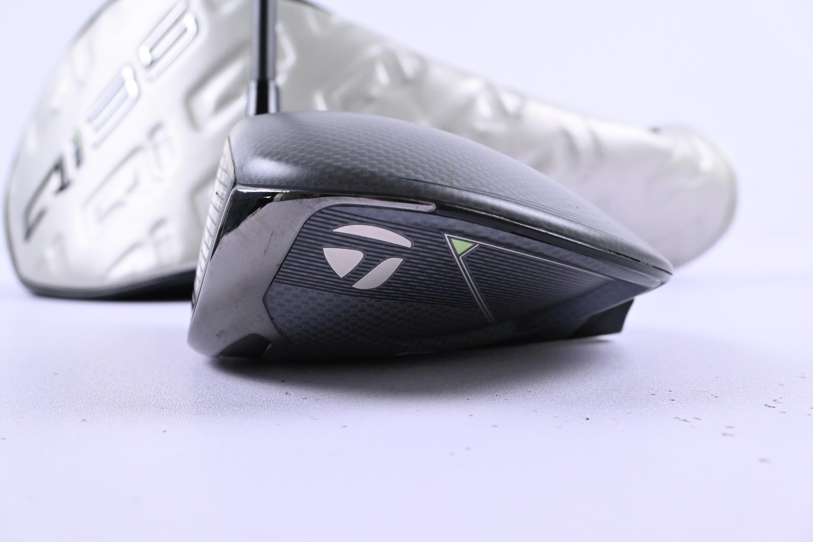 Left Hand Taylormade Qi35 Driver / 10.5 Degree / Regular Flex Ventus Blue 5