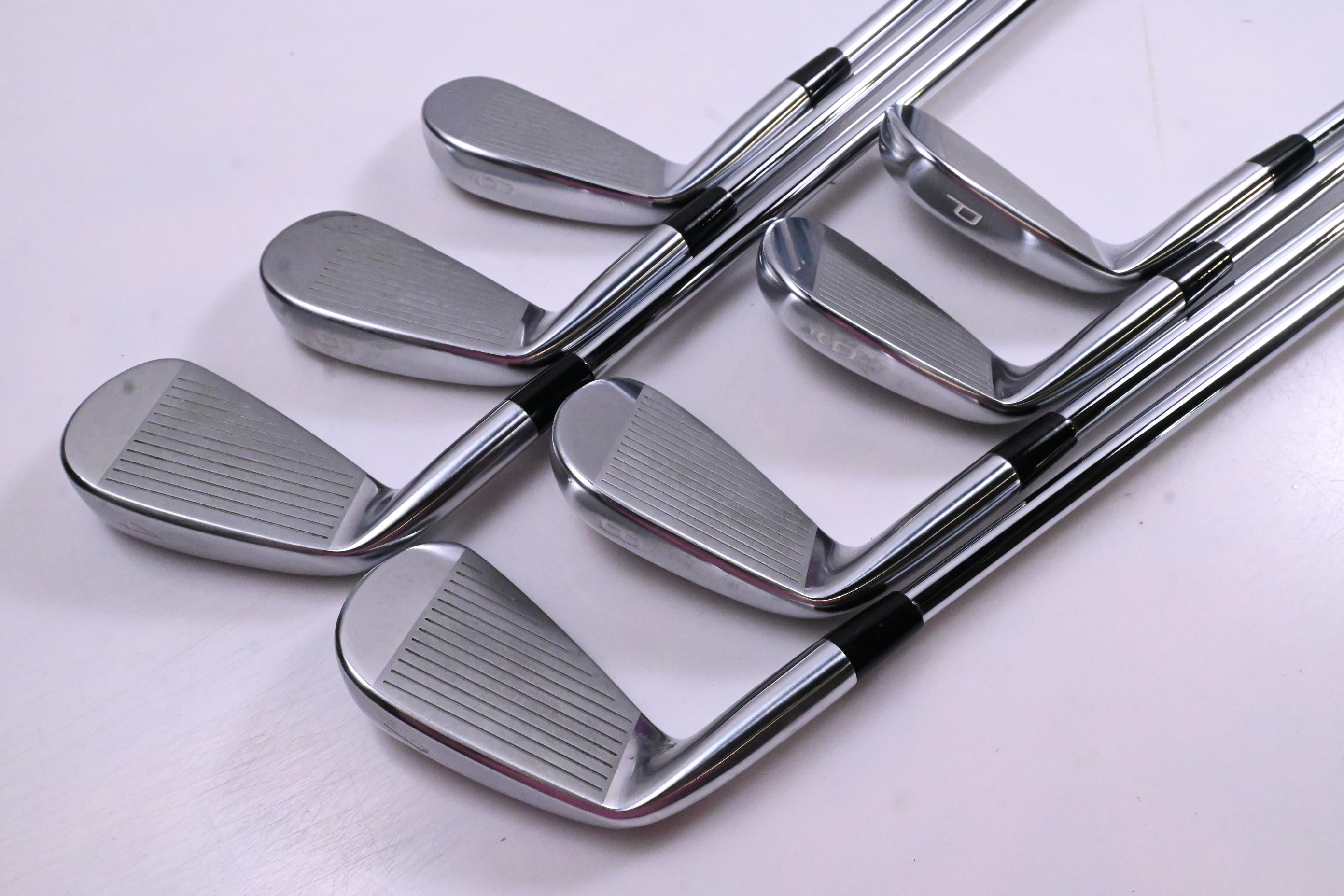 Mizuno Pro 243 Irons / 4-PW / Stiff Flex Dynamic Gold 95 S300 Shafts