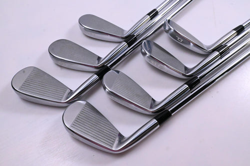Mizuno Pro 243 Irons / 4-PW / Stiff Flex Dynamic Gold 95 S300 Shafts