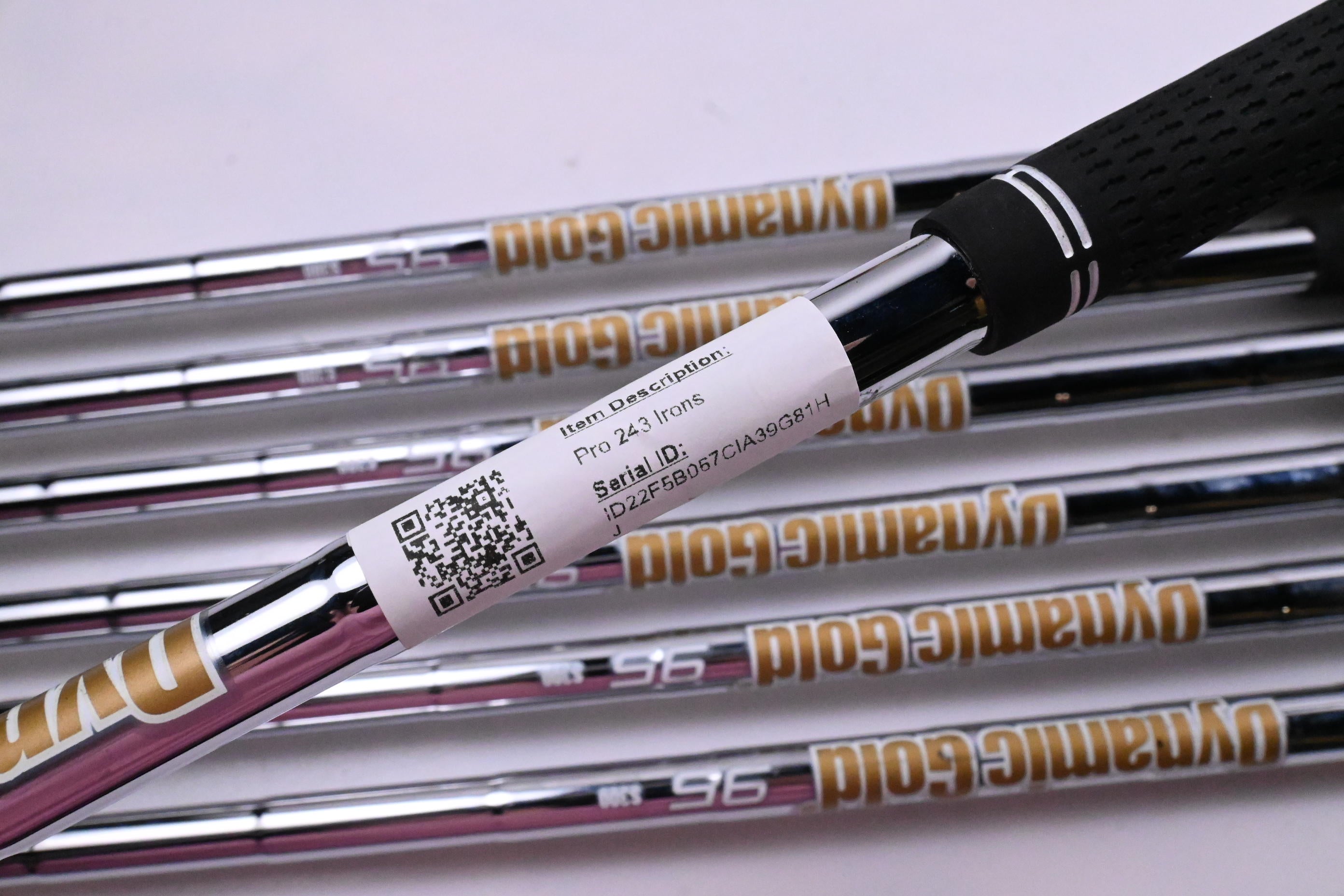 Mizuno Pro 243 Irons / 4-PW / Stiff Flex Dynamic Gold 95 S300 Shafts