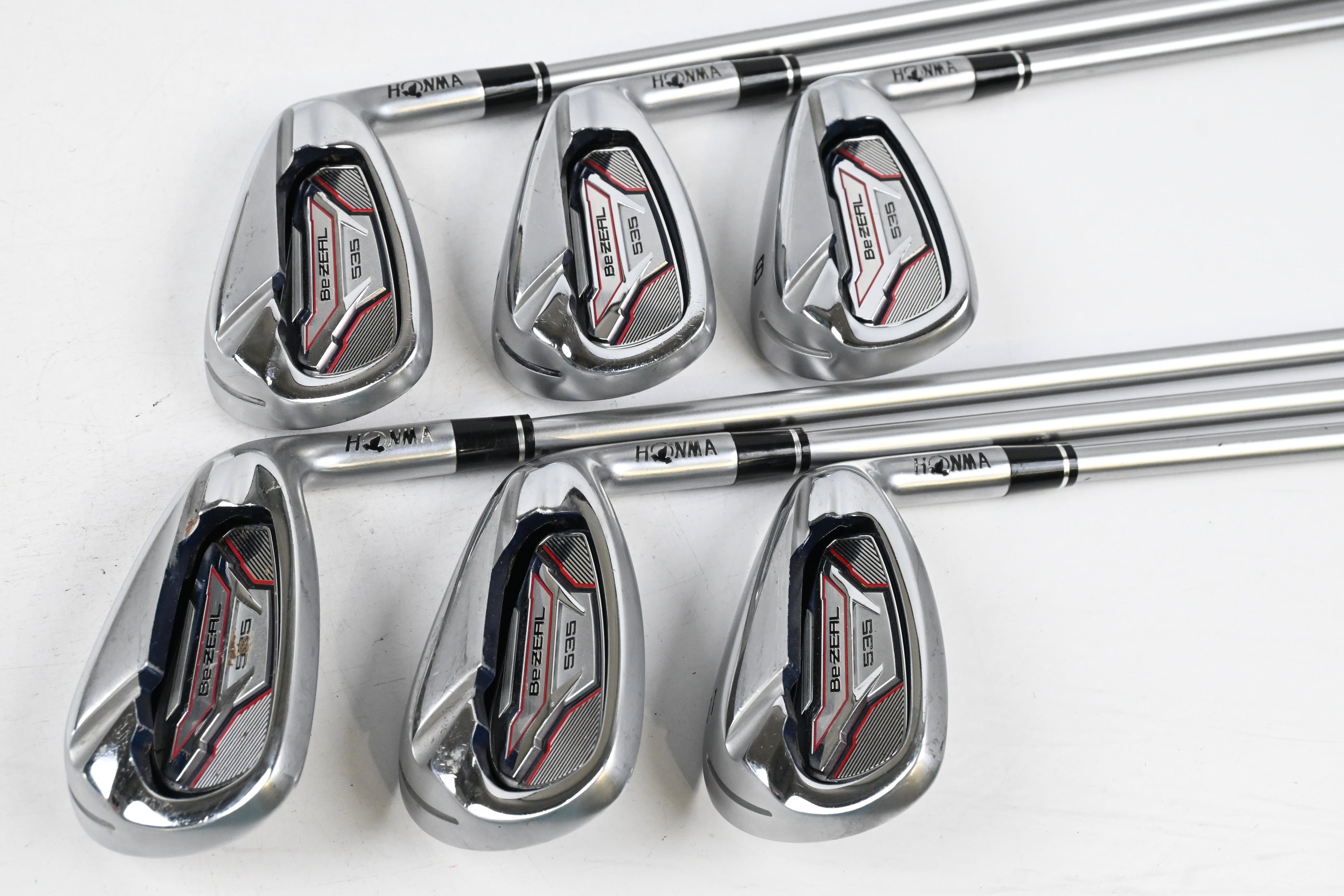 Honma Bezeal 535 Irons / 6-PW+GW / Regular Flex Vizard 48 Shafts
