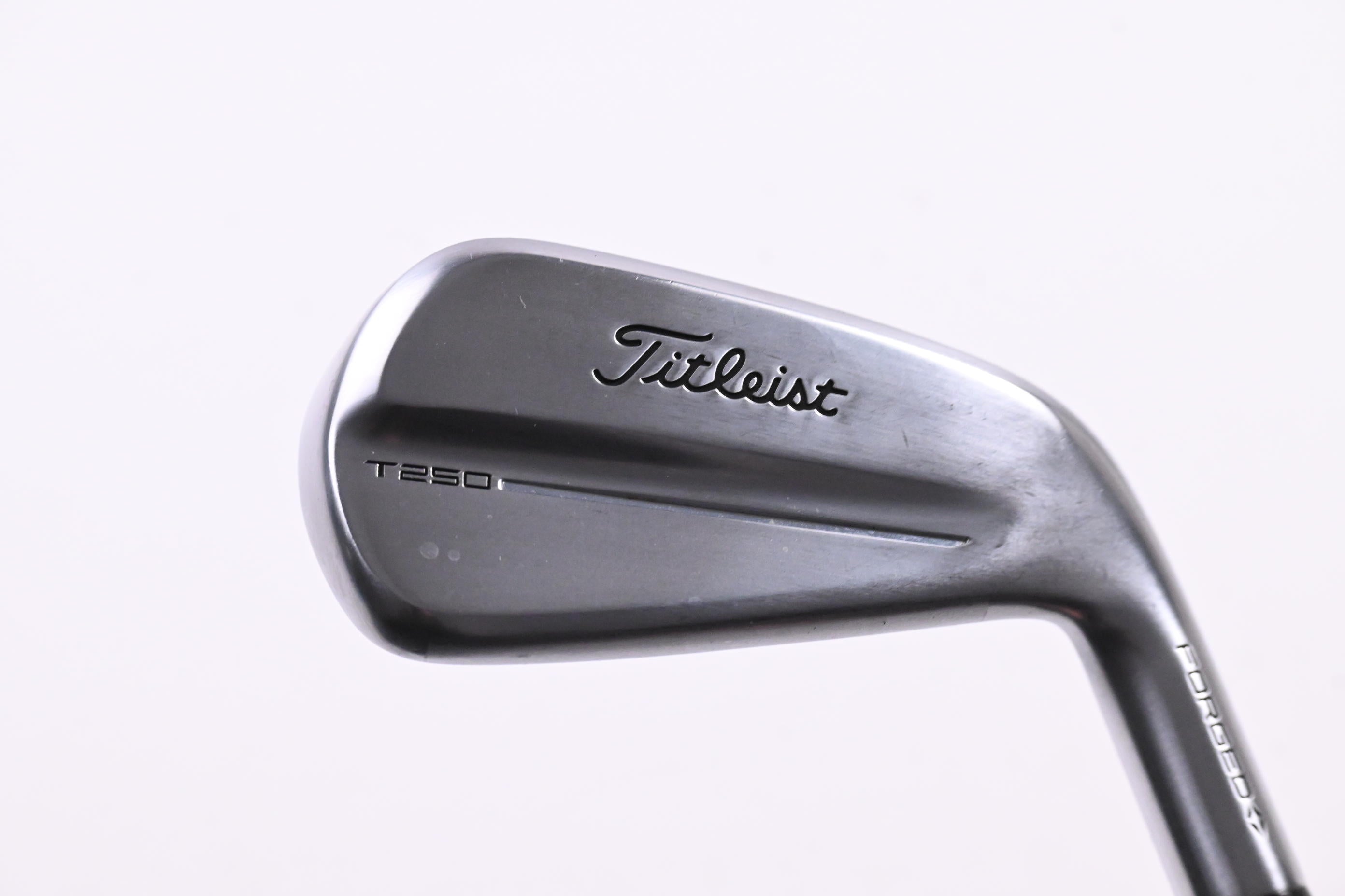 Titleist T250 2025 #4 Iron / 22 Degree / Regular Flex AMT Black Shaft
