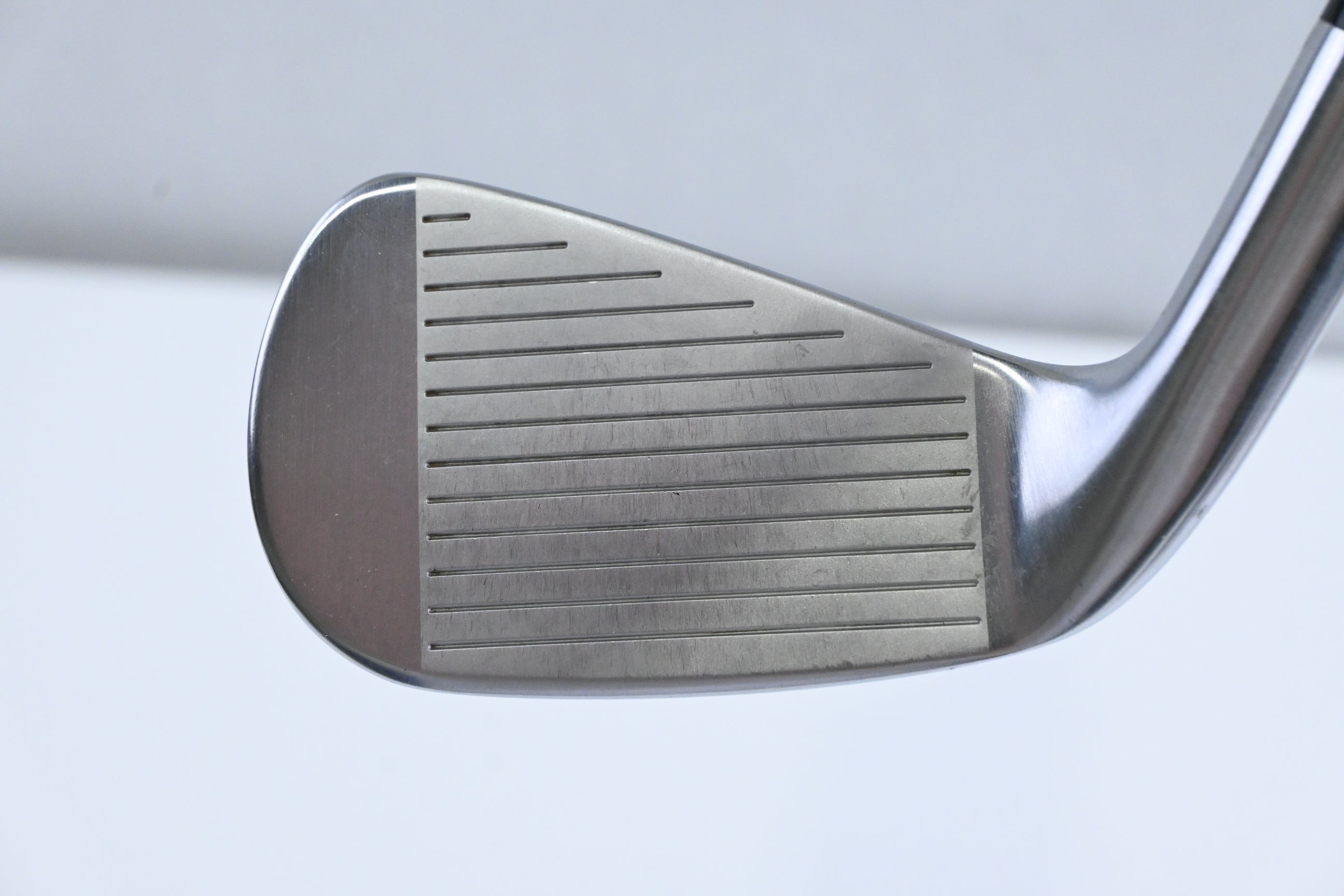 Titleist T100 2023 #6 Iron / Regular Flex Project X Flighted Rifle Shaft