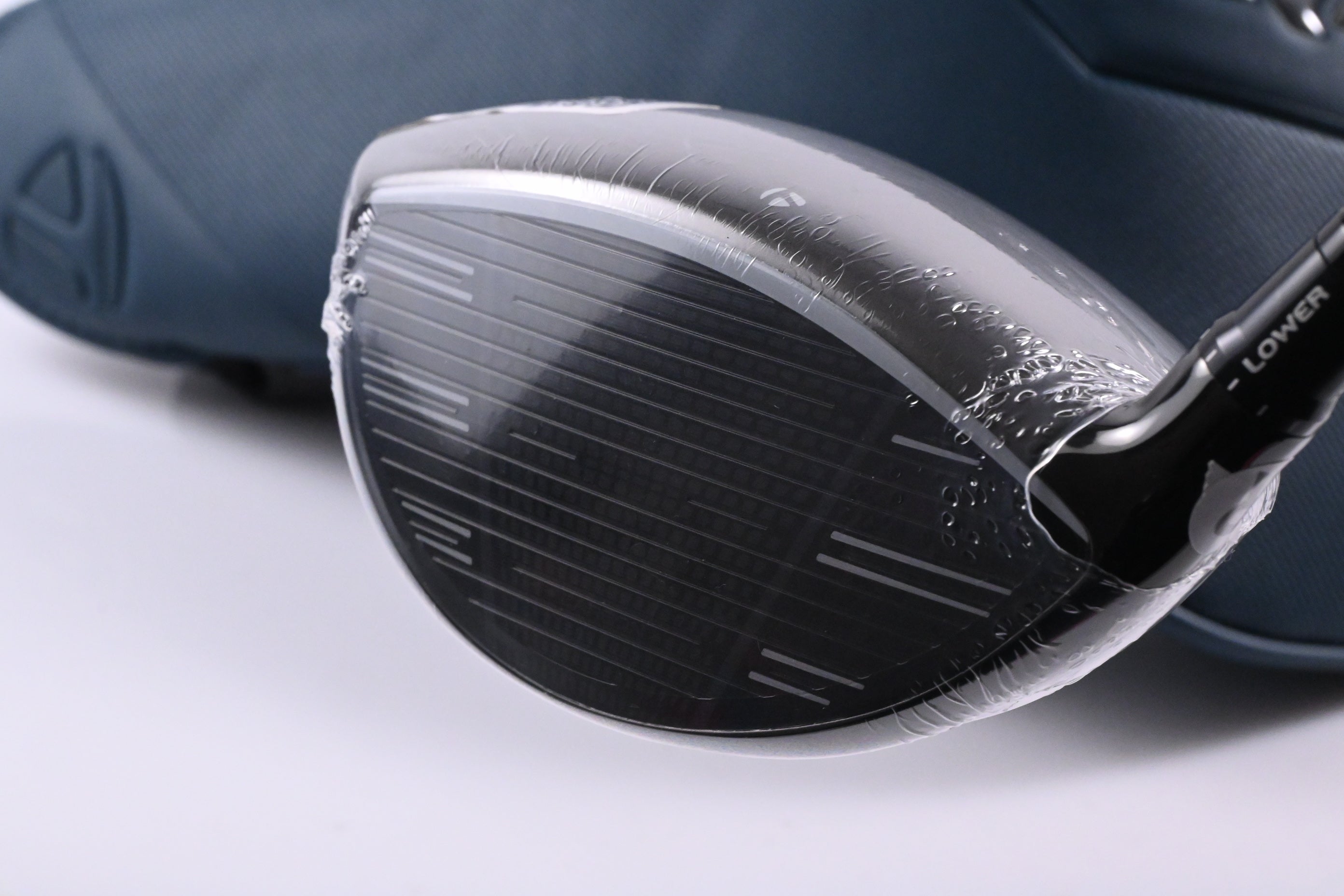 Taylormade Qi4D Driver / 9 Degree / Regular Flex REAX Blue 50 Shaft