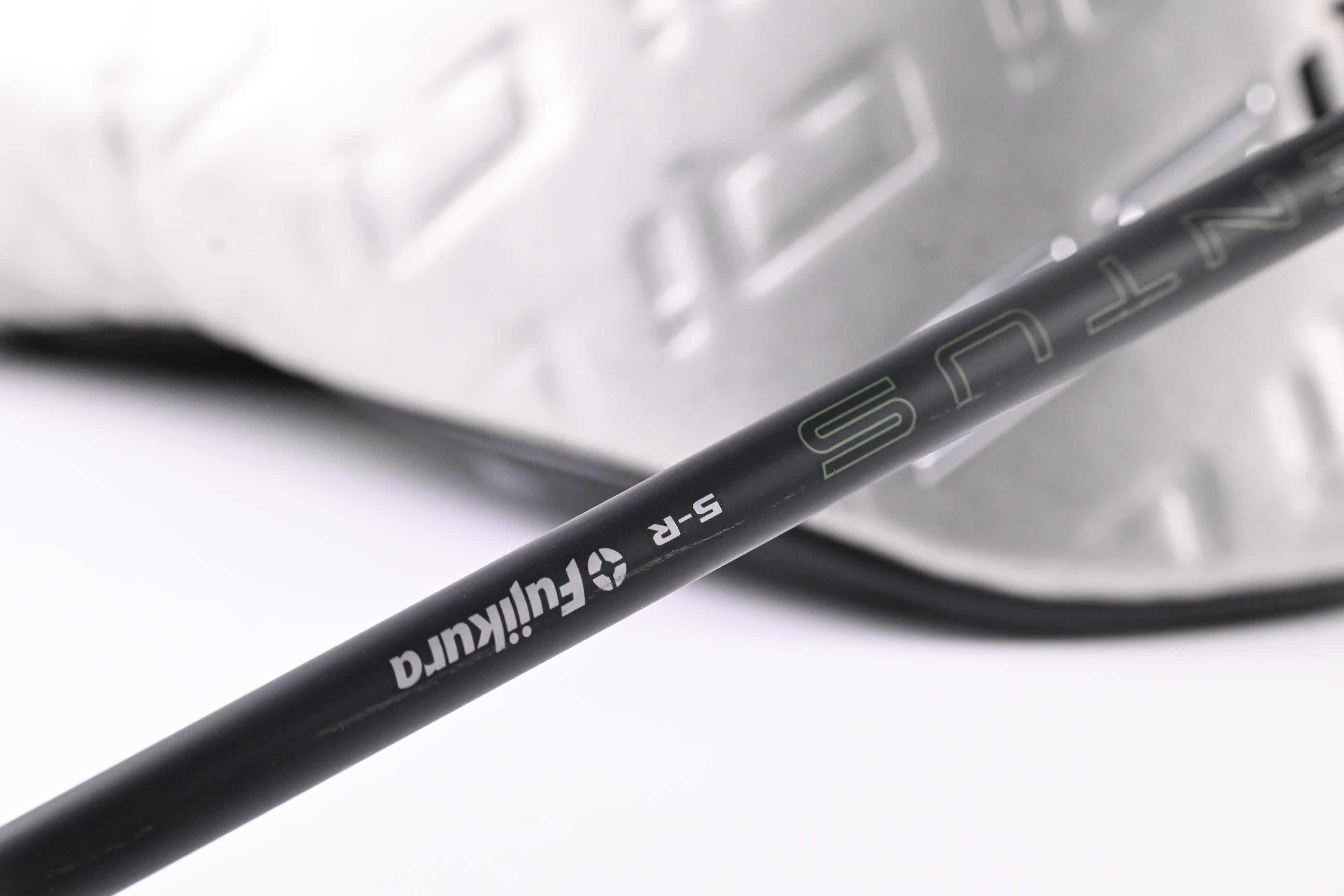 Taylormade Qi35 Driver / 10.5 Degree / Regular Flex Fujikura Ventus Blue 5 Shaft