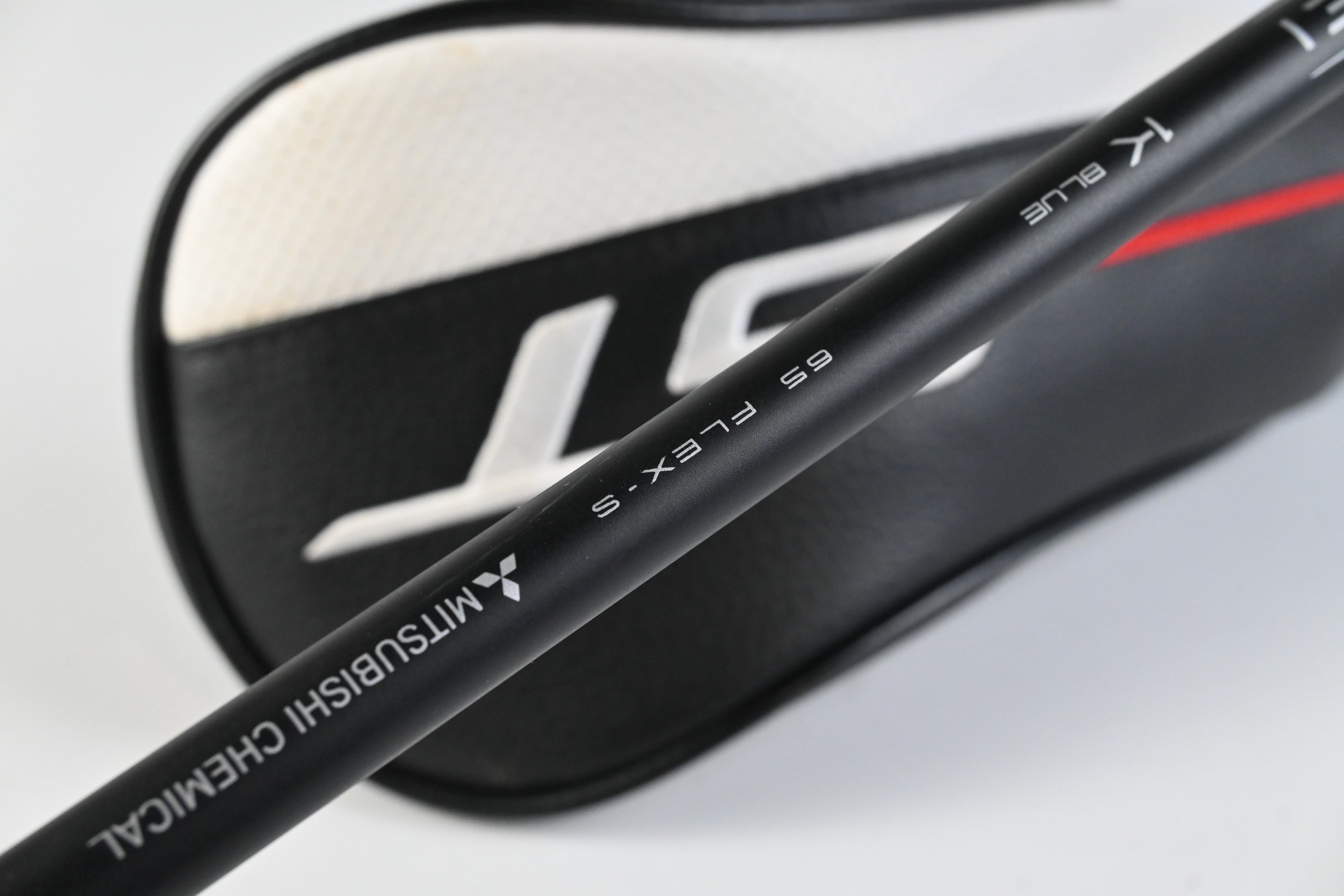 Titleist GT3 #5 Wood / 18 Degree / Stiff Flex Tensei 1K Blue 65 Shaft