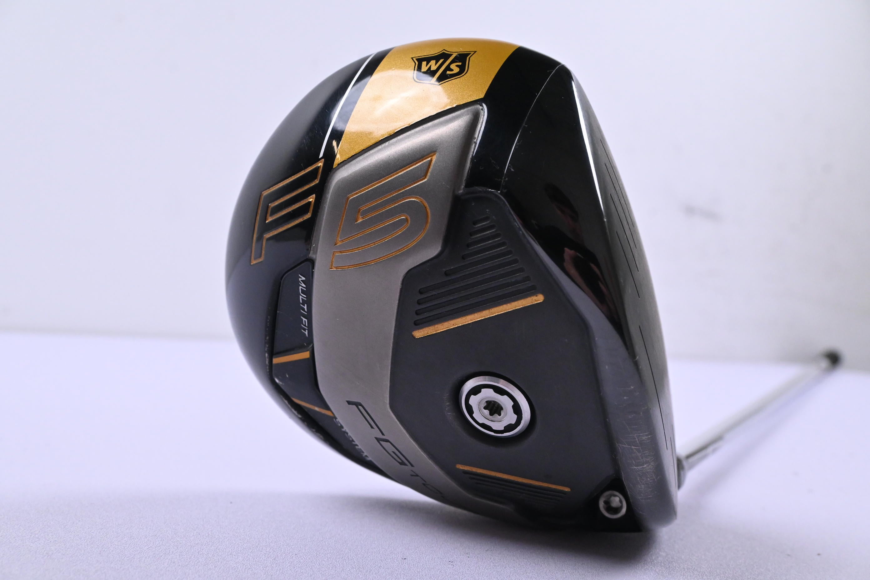 Wilson Staff FG Tour F5 Driver / 9 Degree / Stiff Flex Fubuki Z 50 Shaft