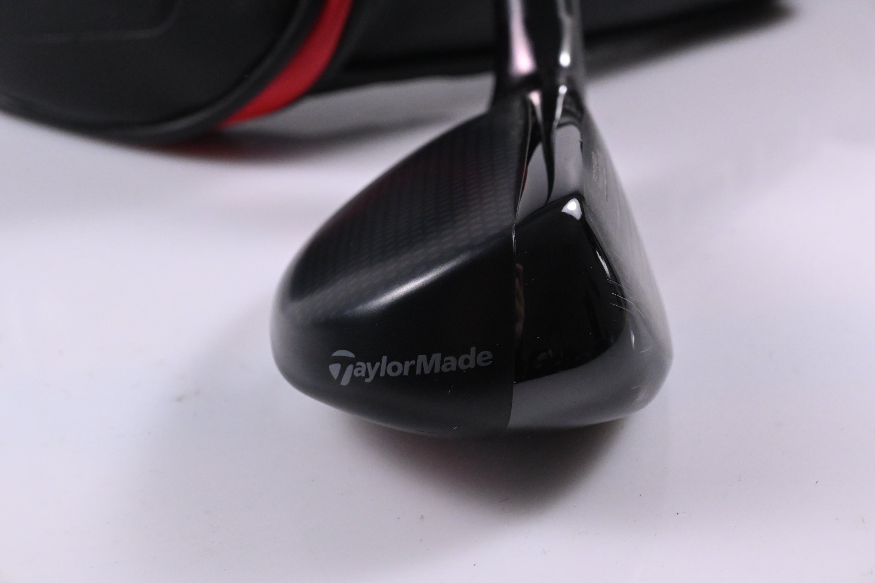 Taylormade Stealth Plus #3 Hybrid / 19.5 Degree / Stiff Flex HZRDUS Smoke Red 80