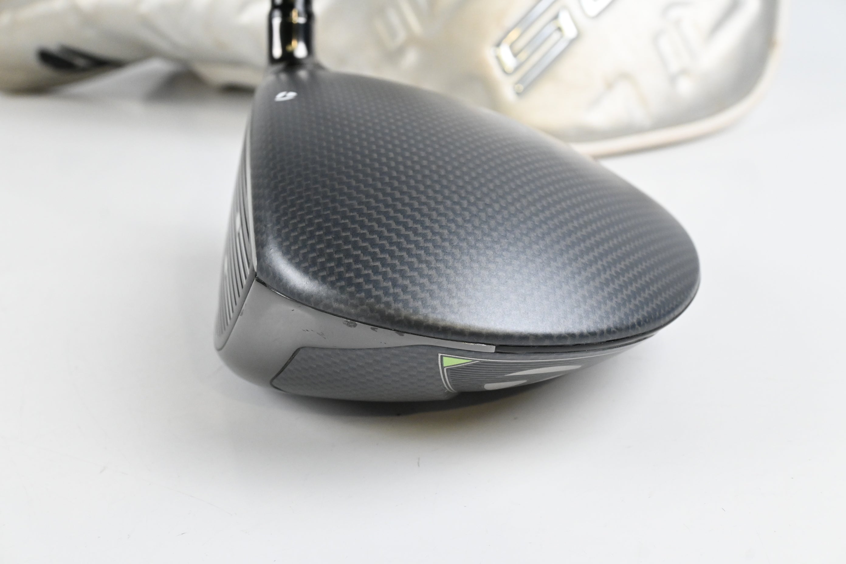 Left Hand Taylormade Qi35 LS Driver / 10.5 Degree / Senior Flex UST Mamiya