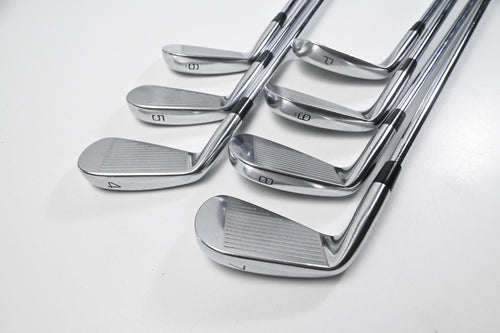 Mizuno JPX 850 Forged Irons / 4-PW / Regular Flex Dynamic Gold R300 Shafts