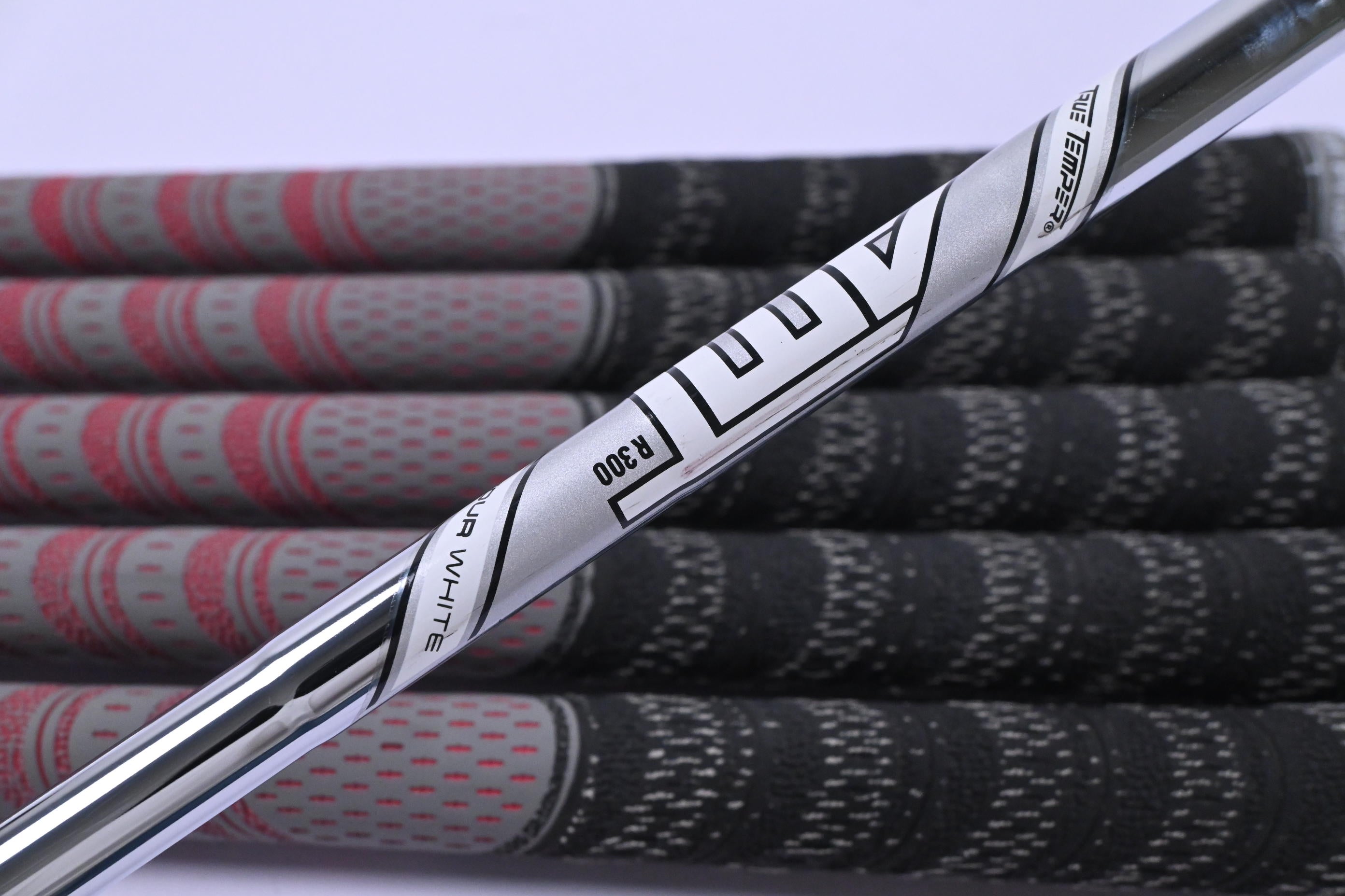 Titleist T200 2019 Irons / 6-PW+GW / Regular Flex AMT White R300 Shafts