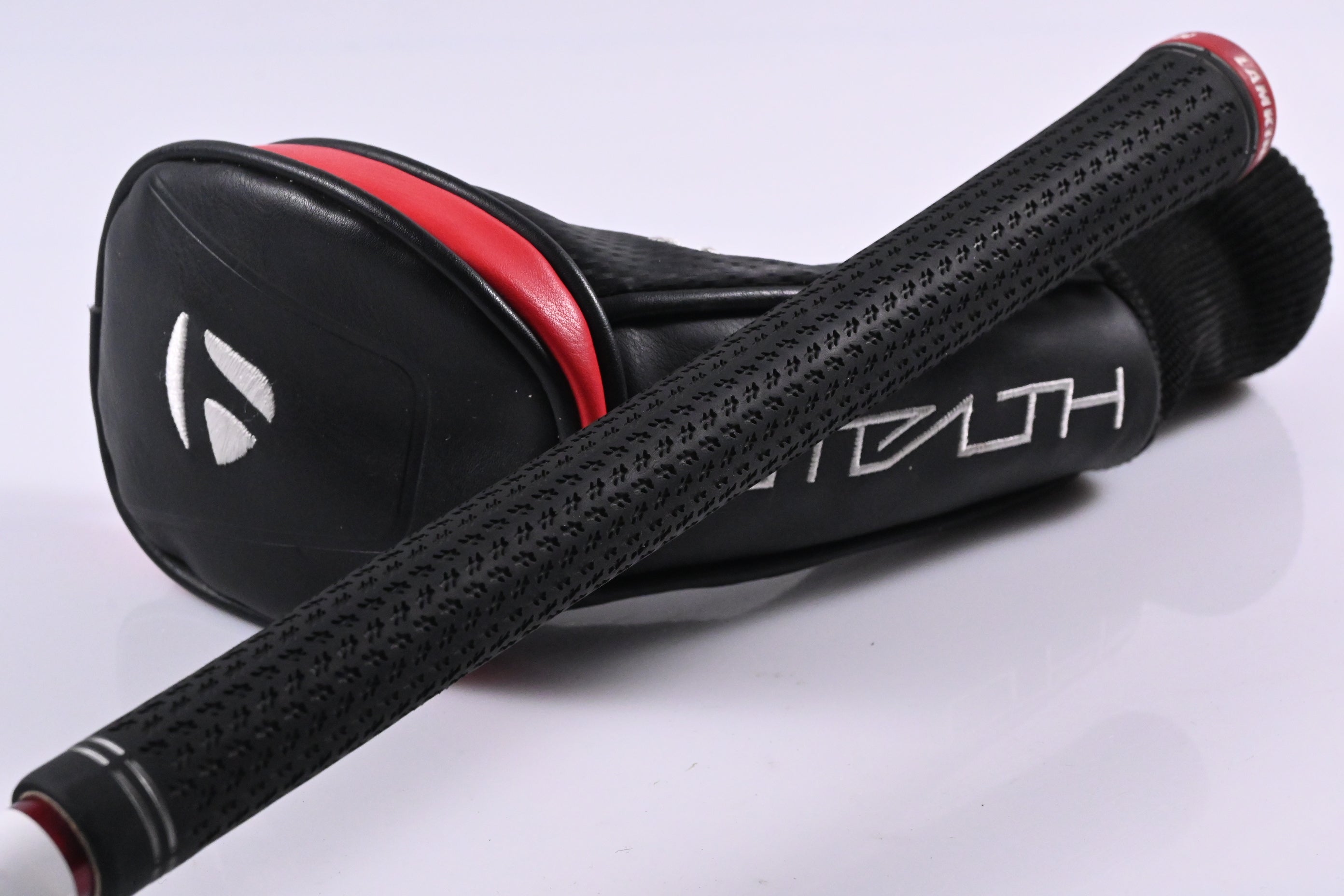 Taylormade Stealth Plus #3 Hybrid / 19.5 Degree / Stiff Flex HZRDUS Smoke Red 80