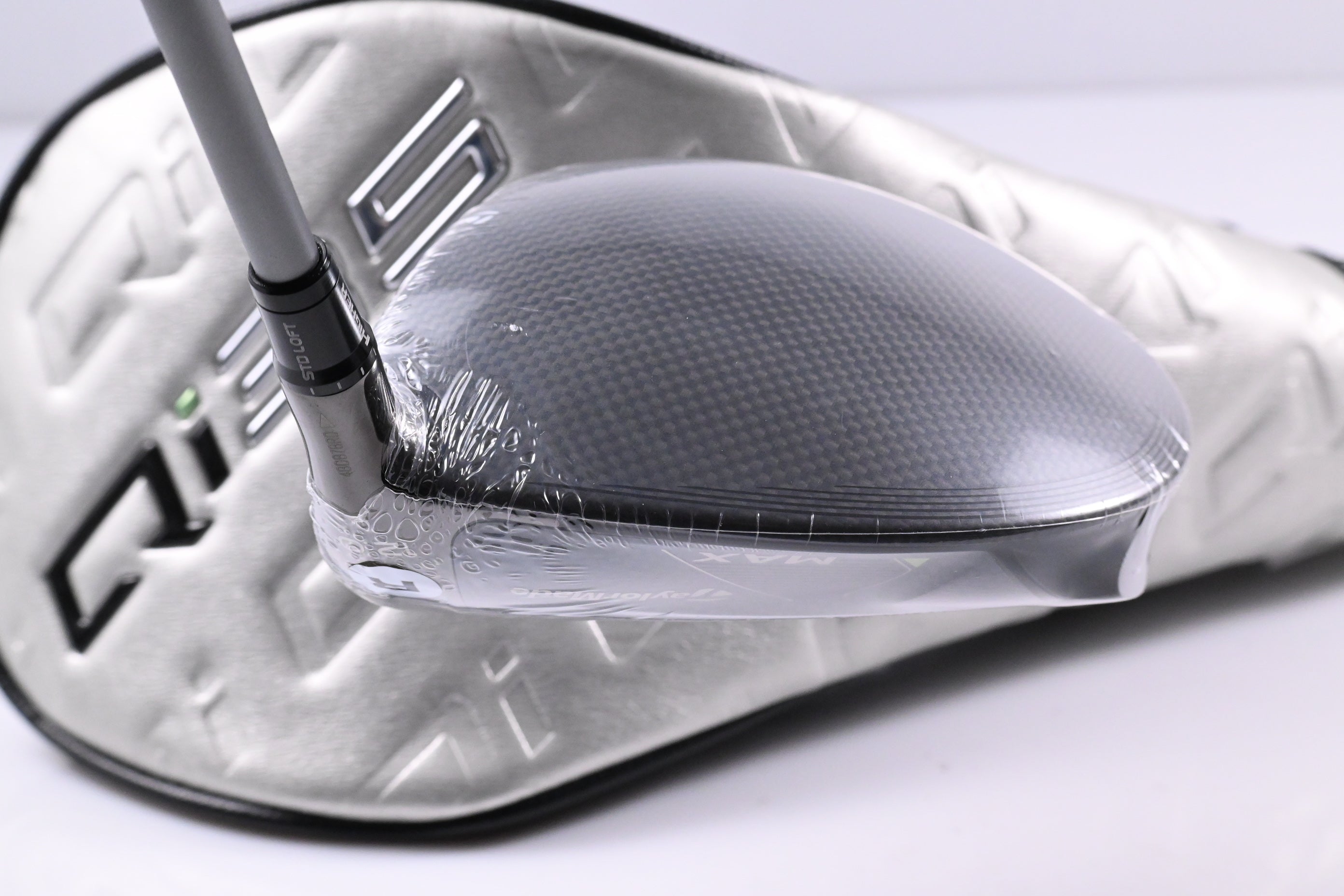 Taylormade Qi35 Max Driver / 12 Degree / Regular Flex Air Speeder 50 Shaft