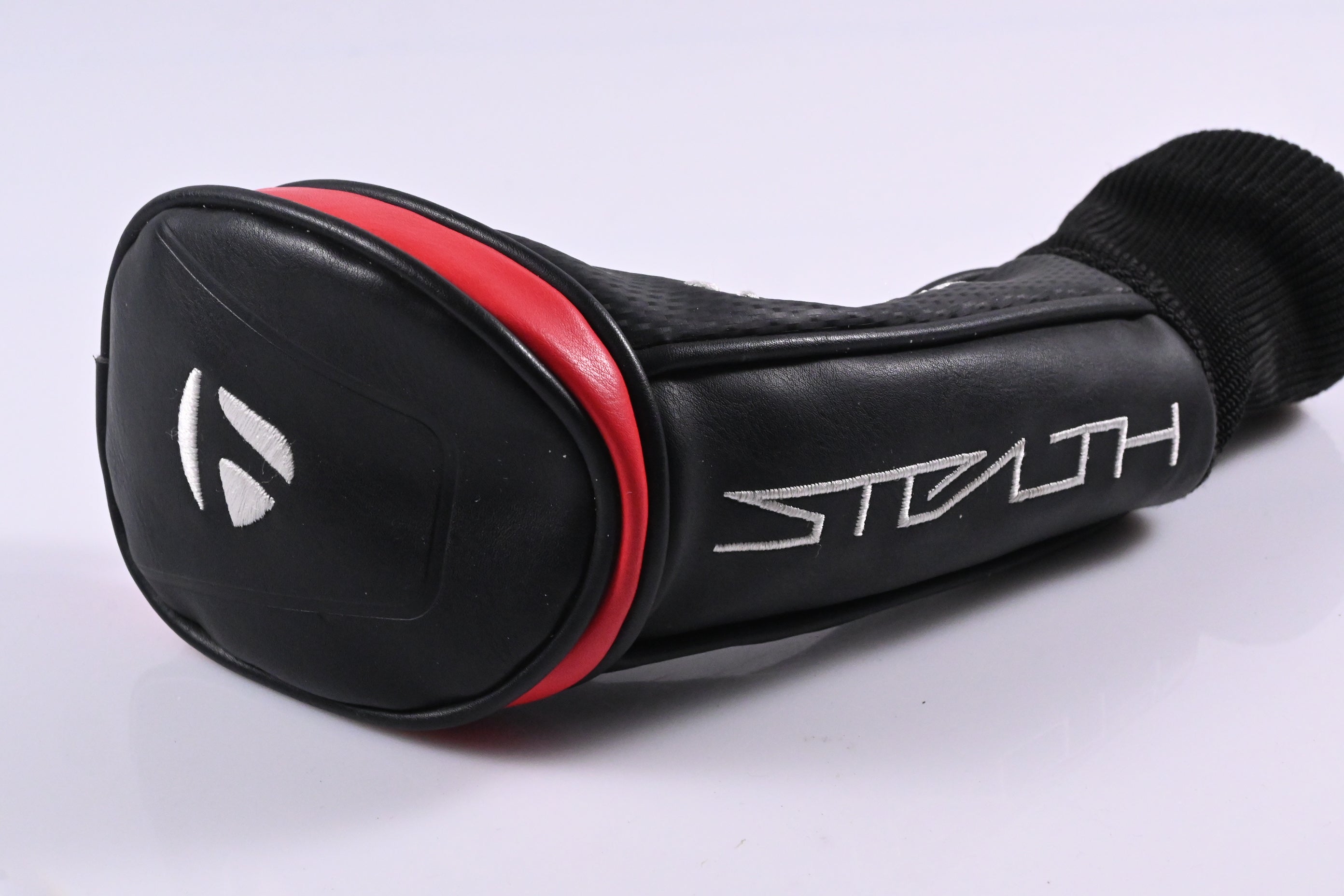 Taylormade Stealth Plus #3 Hybrid / 19.5 Degree / Stiff Flex HZRDUS Smoke Red 80