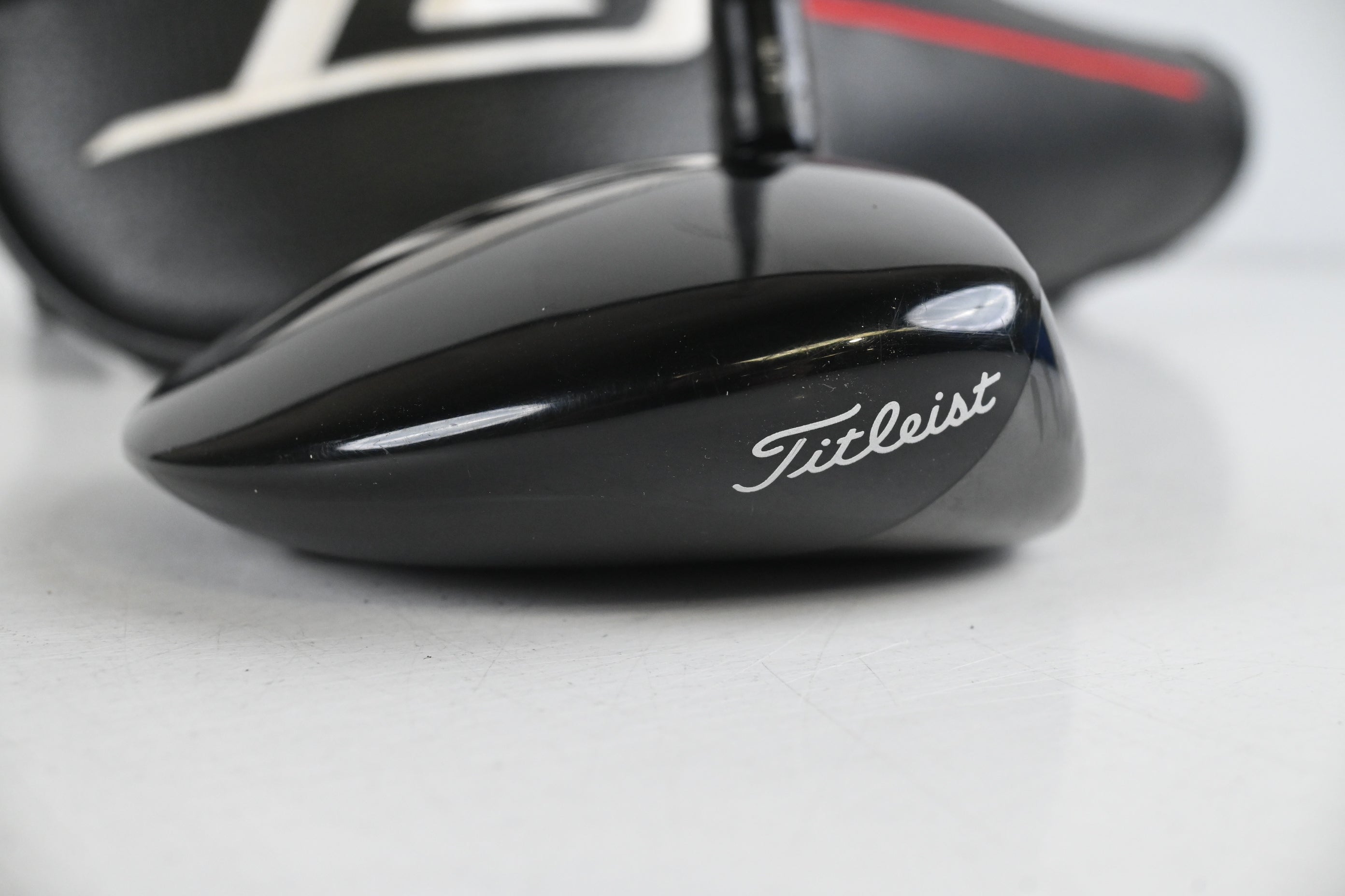 Titleist GT1 #5 Wood / 18 Degree / Regular Flex Fujikura Air Speeder 40 Shaft