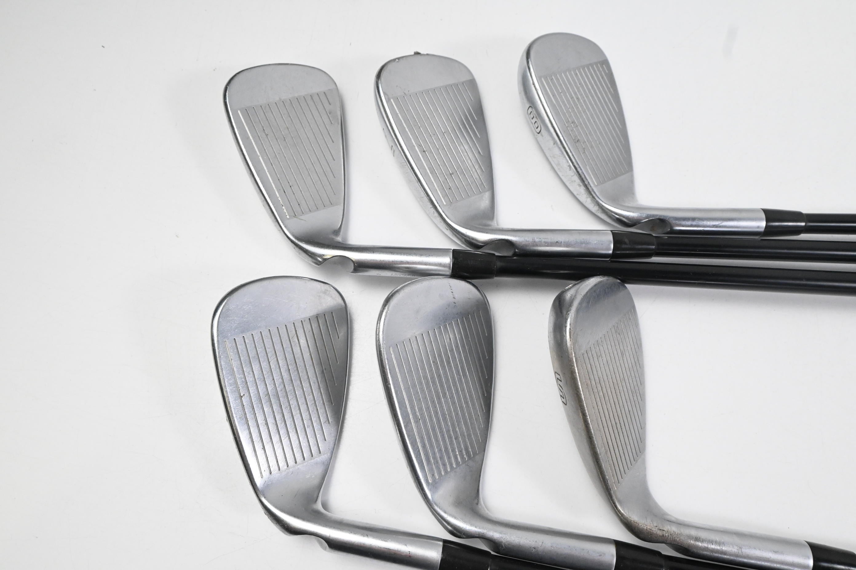 Ping G700 Irons / 6-PW+SW / Black Dot / Regular Flex Ping Alta CB AWT Shafts